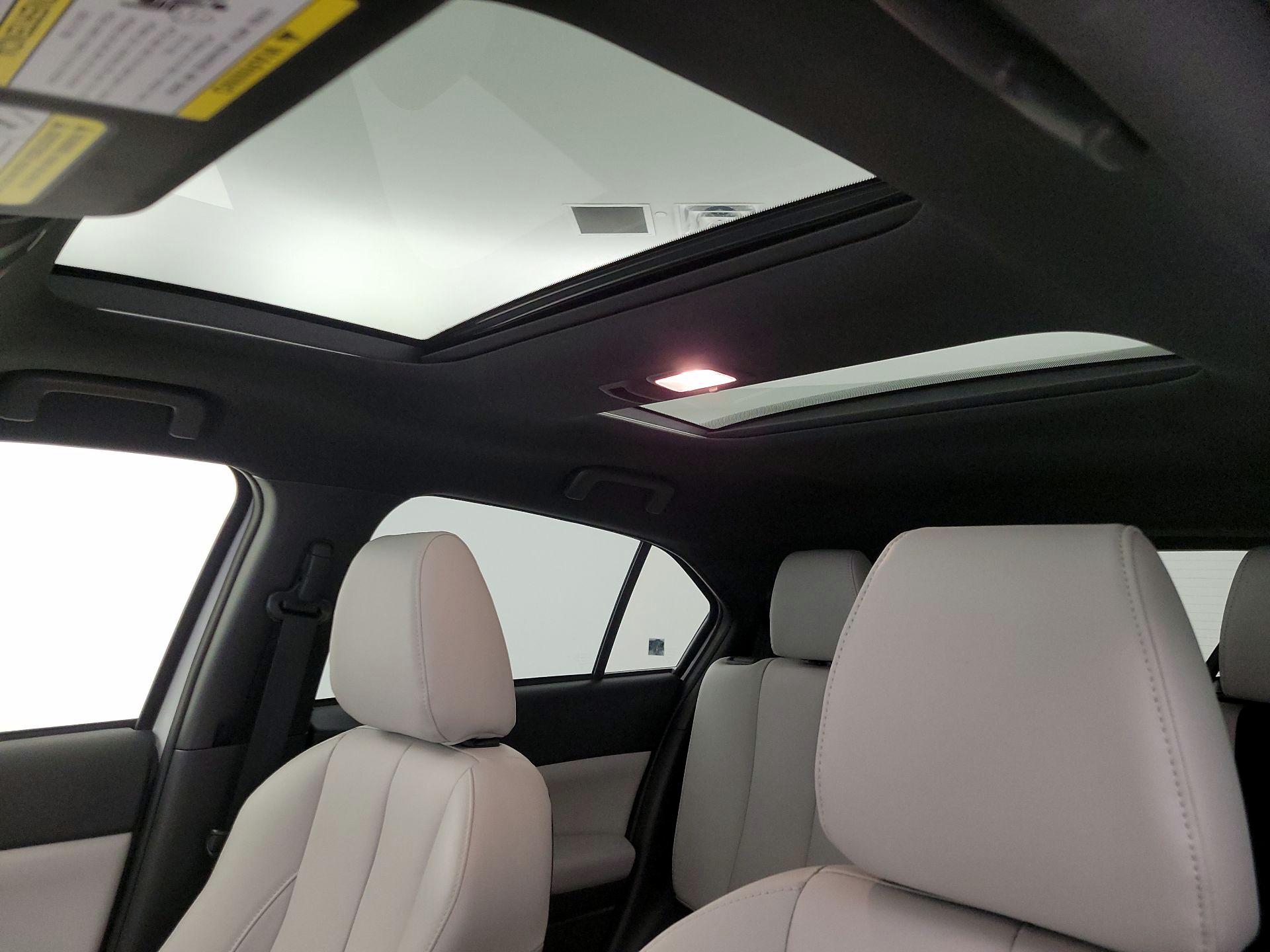 Thumbnail: 2022 Mitsubishi Eclipse Cross - 20