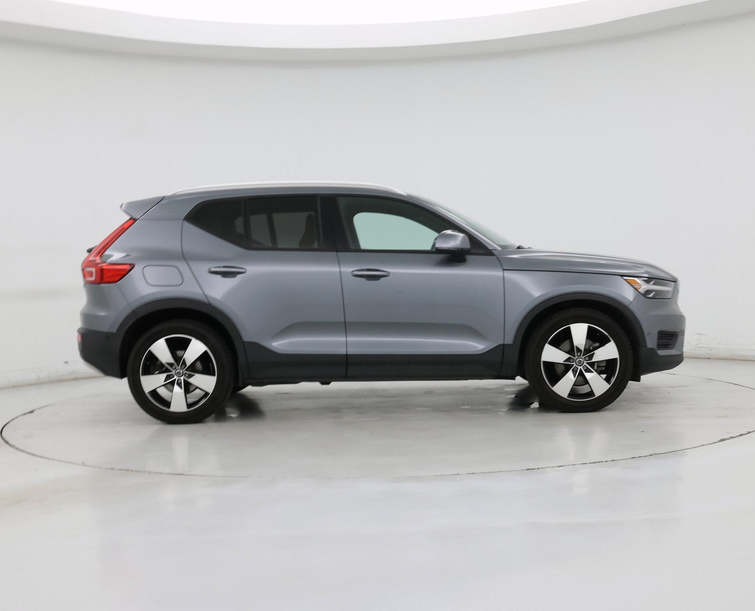 Thumbnail: 2019 Volvo XC40 - 7
