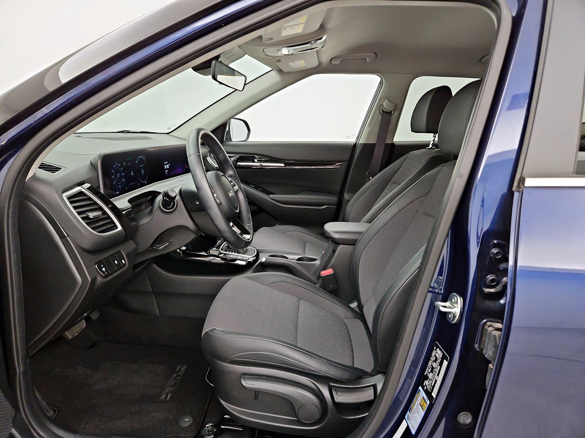 Thumbnail: 2024 Kia Seltos - 11