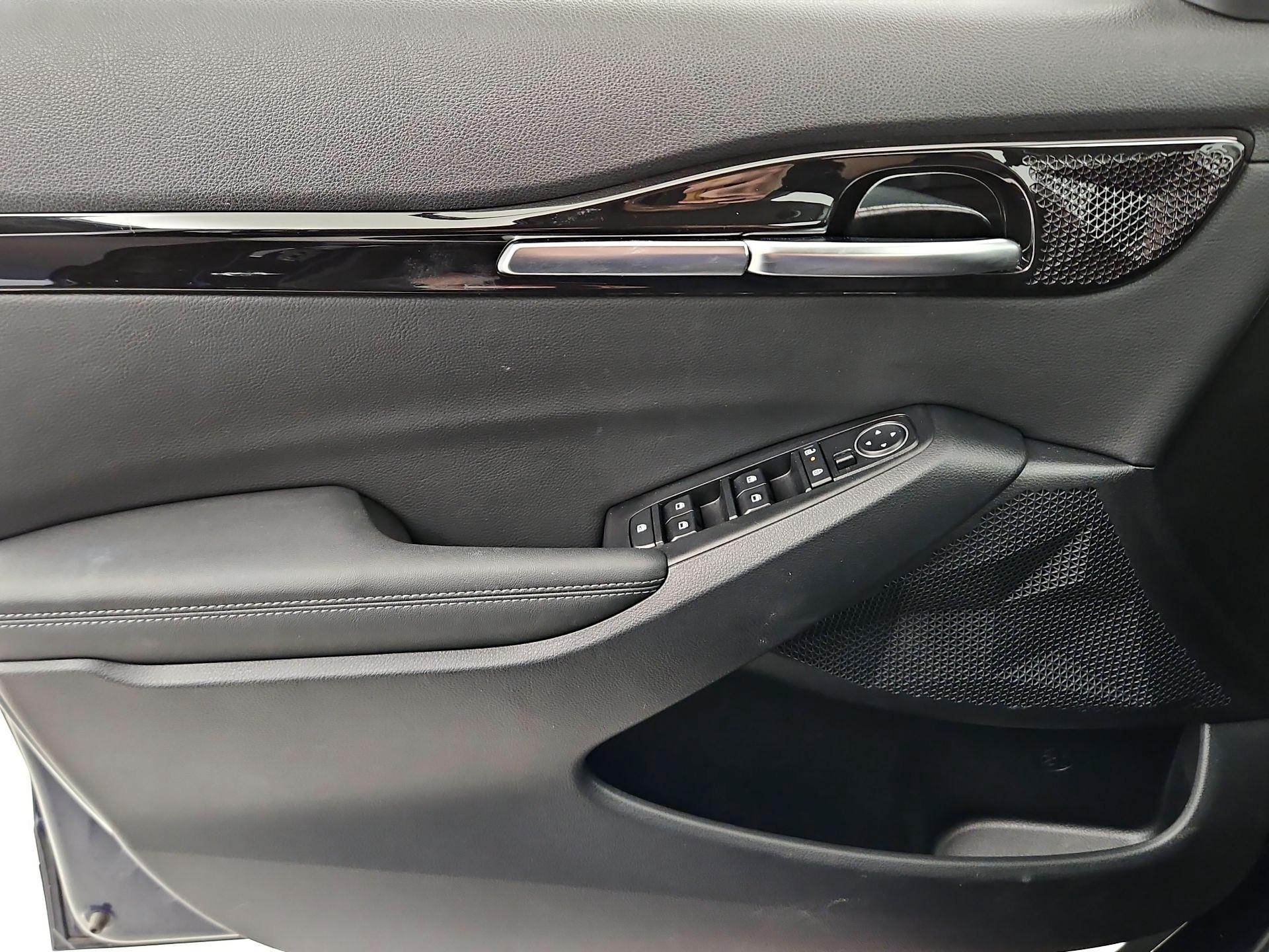 Thumbnail: 2024 Kia Seltos - 12