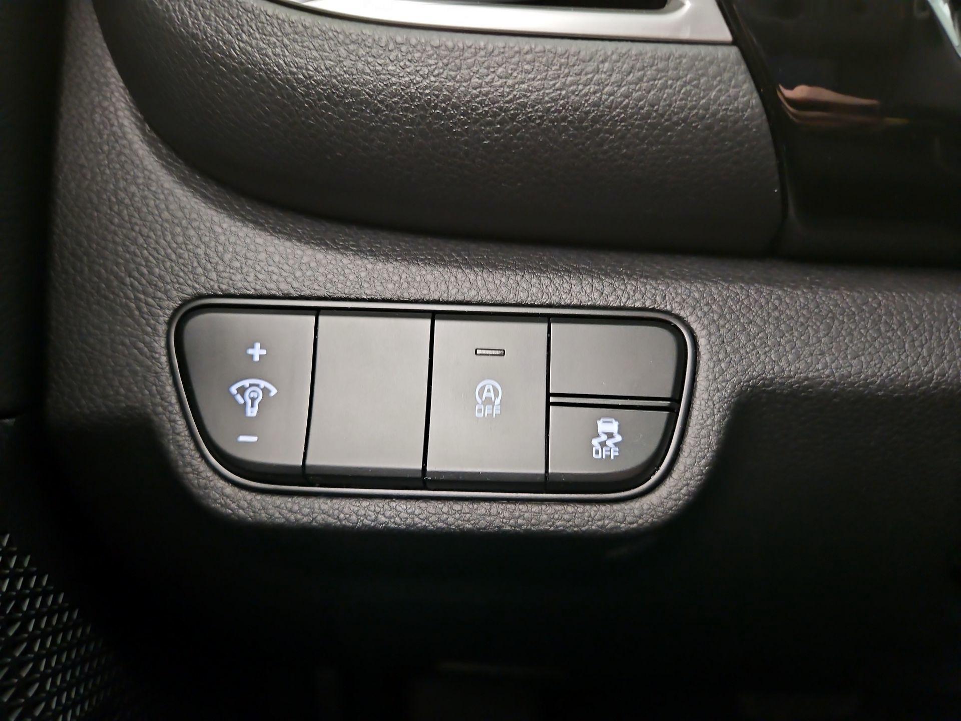 Thumbnail: 2024 Kia Seltos - 13