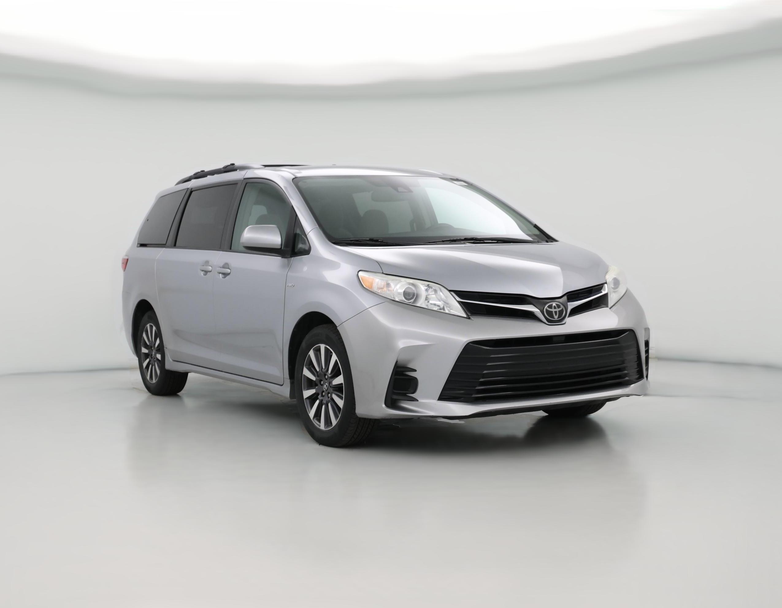 Thumbnail: 2018 Toyota Sienna - 1