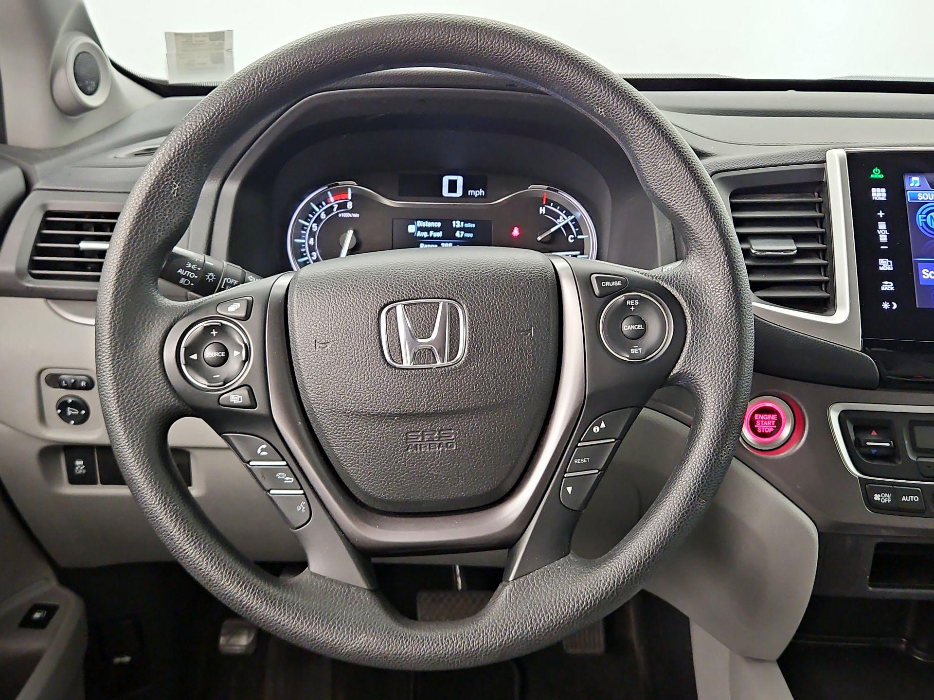 Thumbnail: 2016 Honda Pilot - 10
