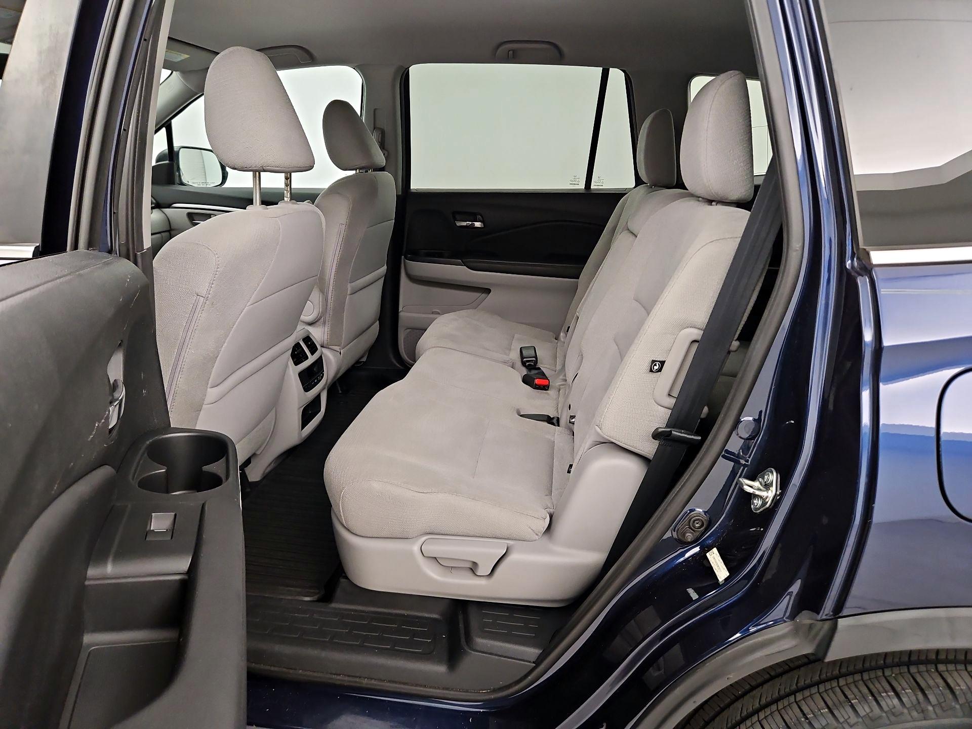 Thumbnail: 2016 Honda Pilot - 19
