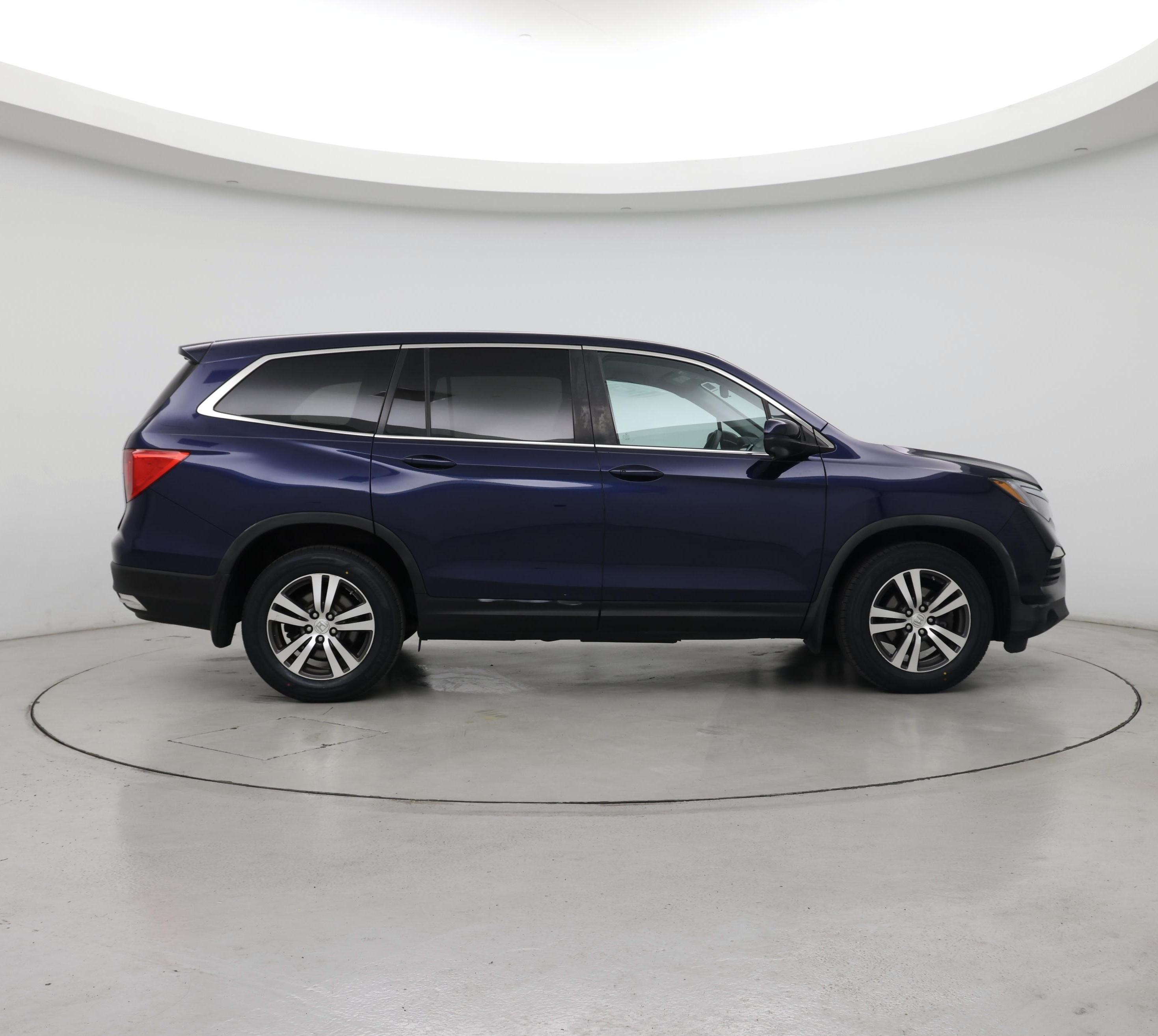 Thumbnail: 2016 Honda Pilot - 7