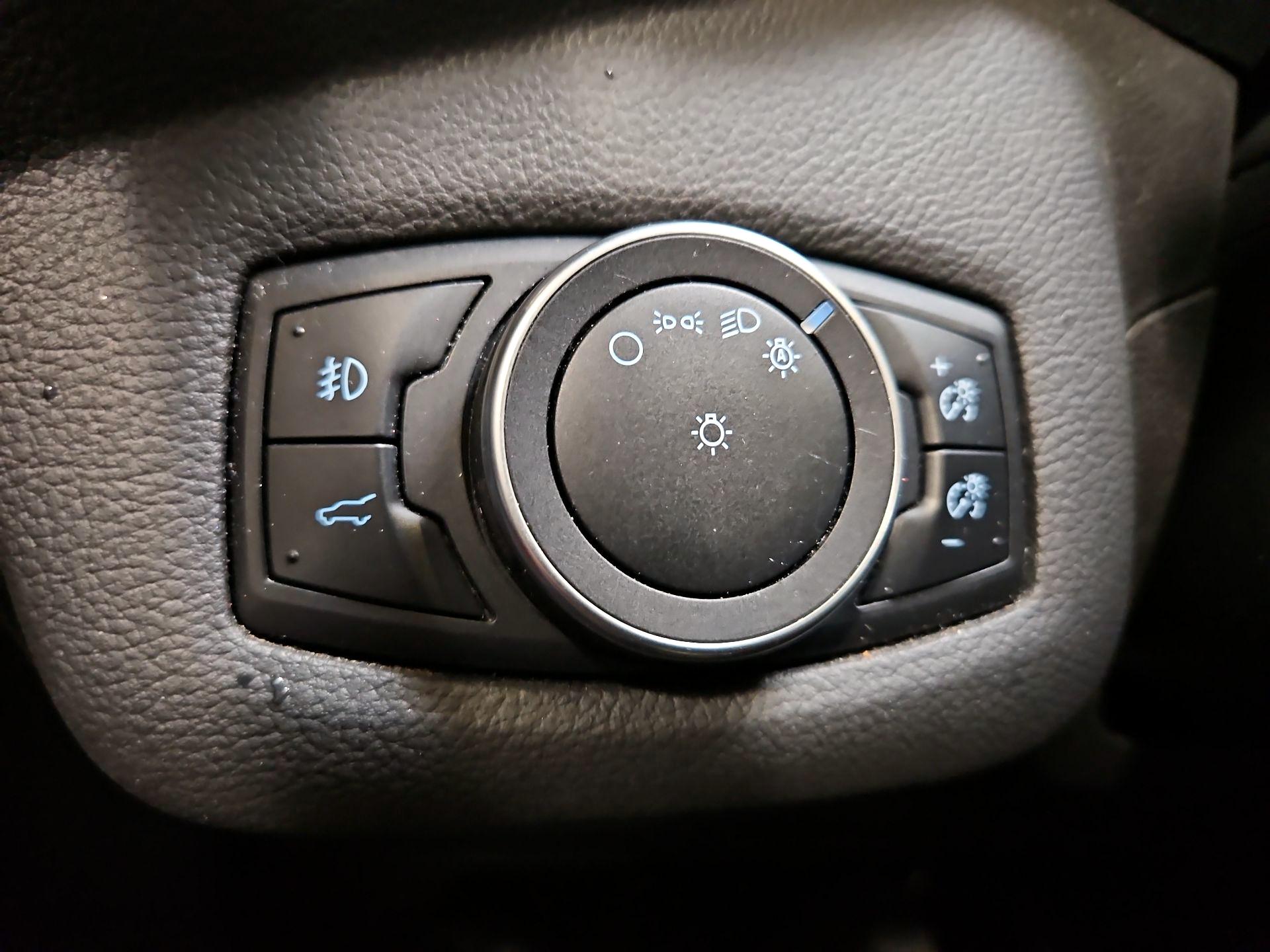 Thumbnail: 2017 Ford Escape - 13