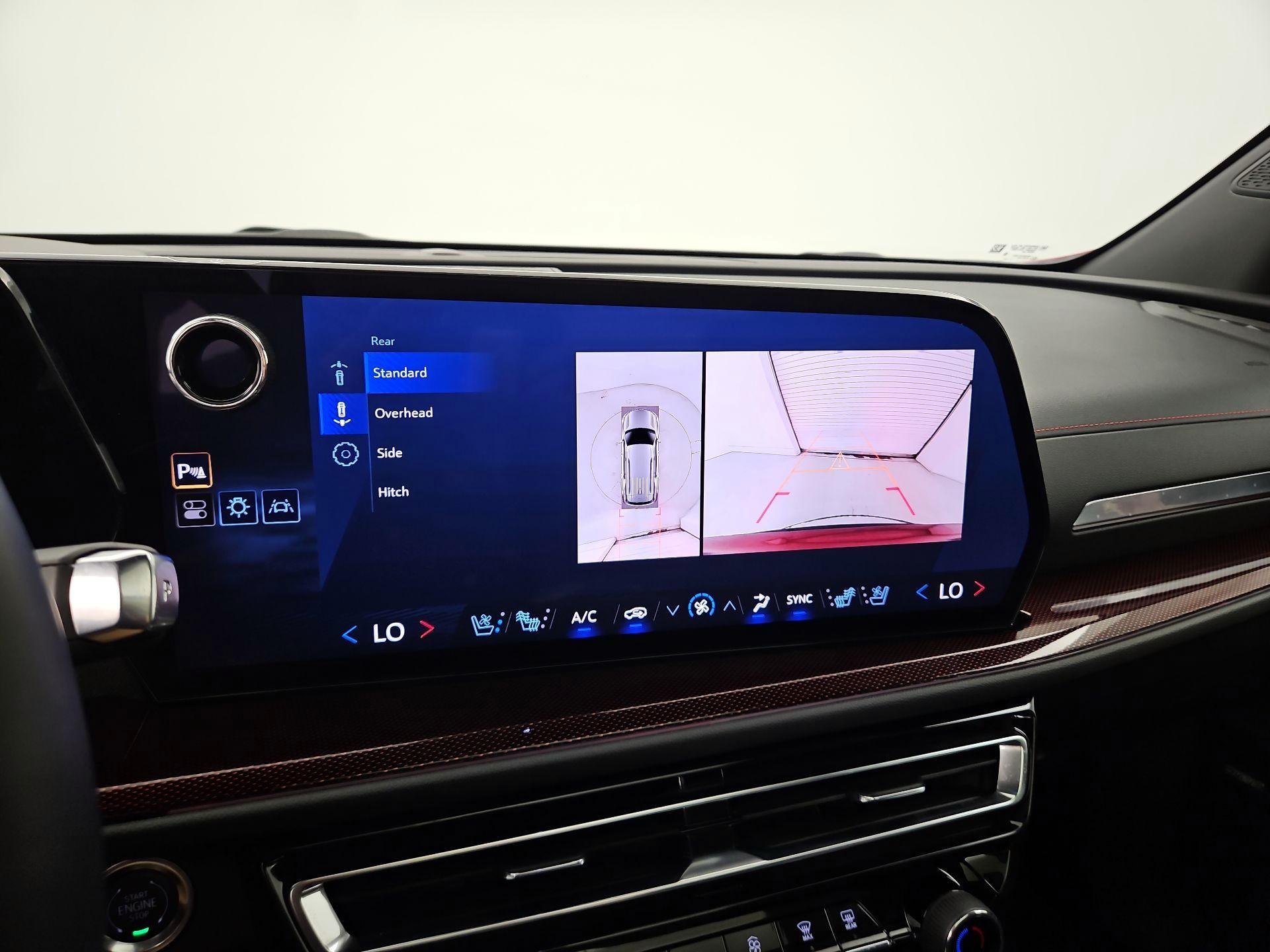 Thumbnail: 2024 Chevrolet Traverse - 15