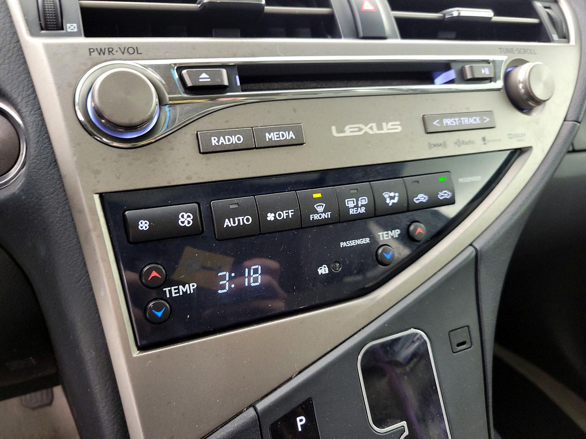 Thumbnail: 2015 Lexus RX - 17
