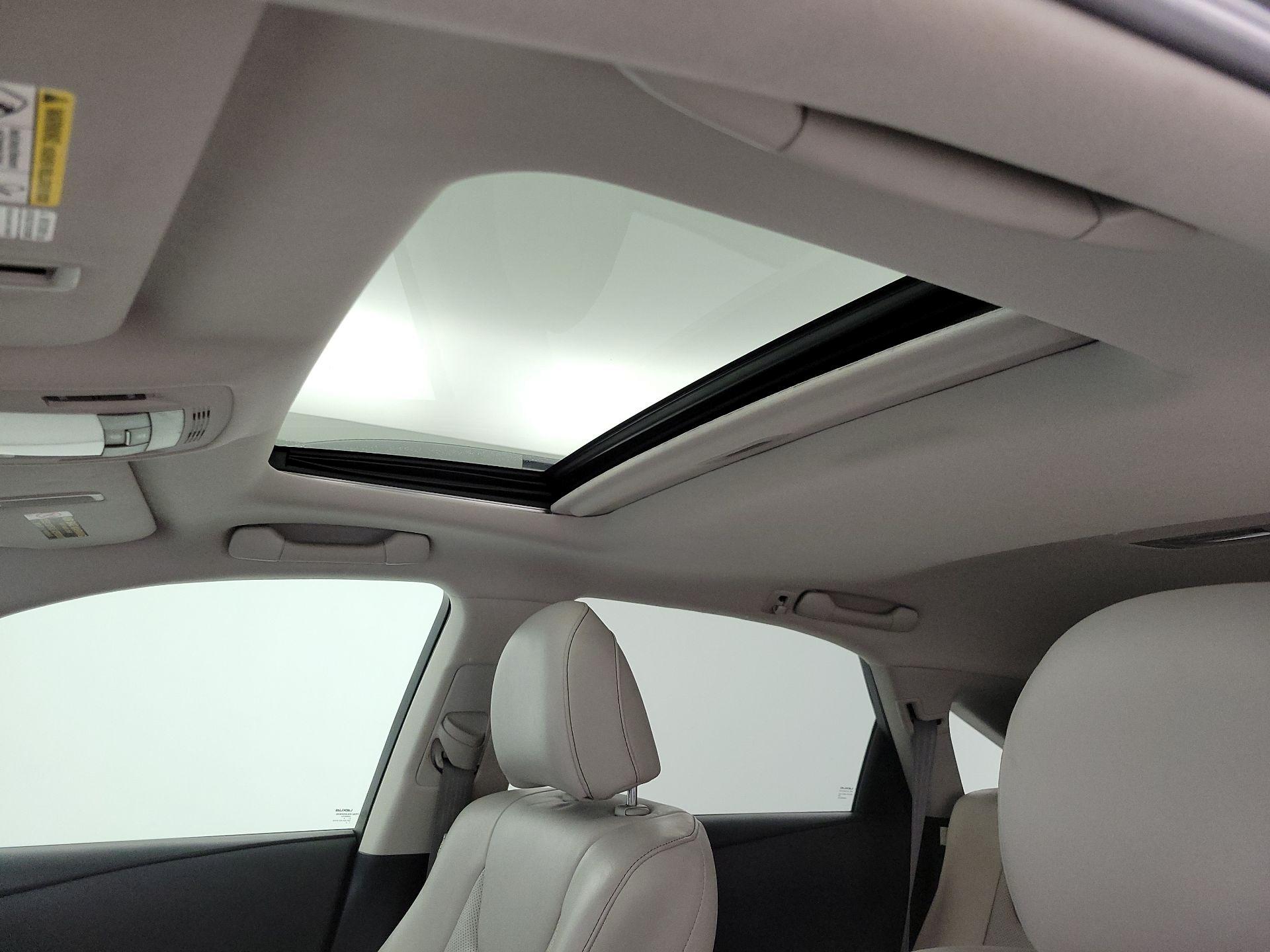 Thumbnail: 2015 Lexus RX - 20