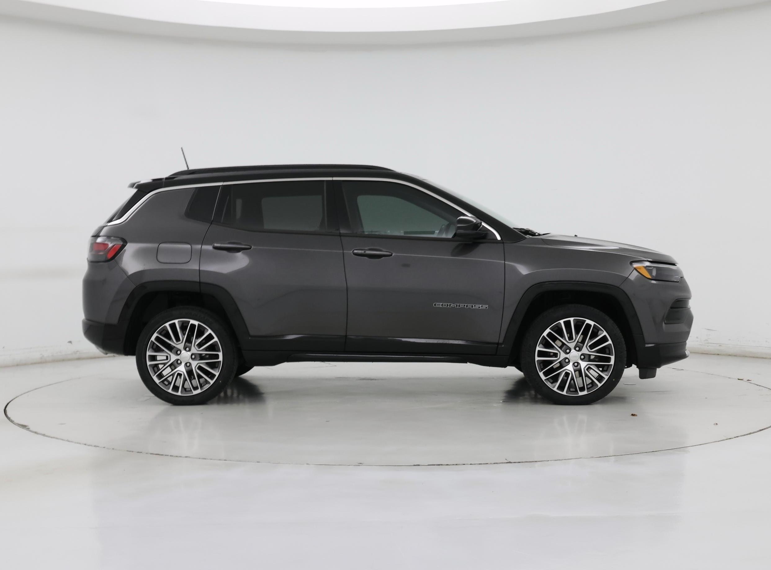 Thumbnail: 2022 Jeep Compass - 7