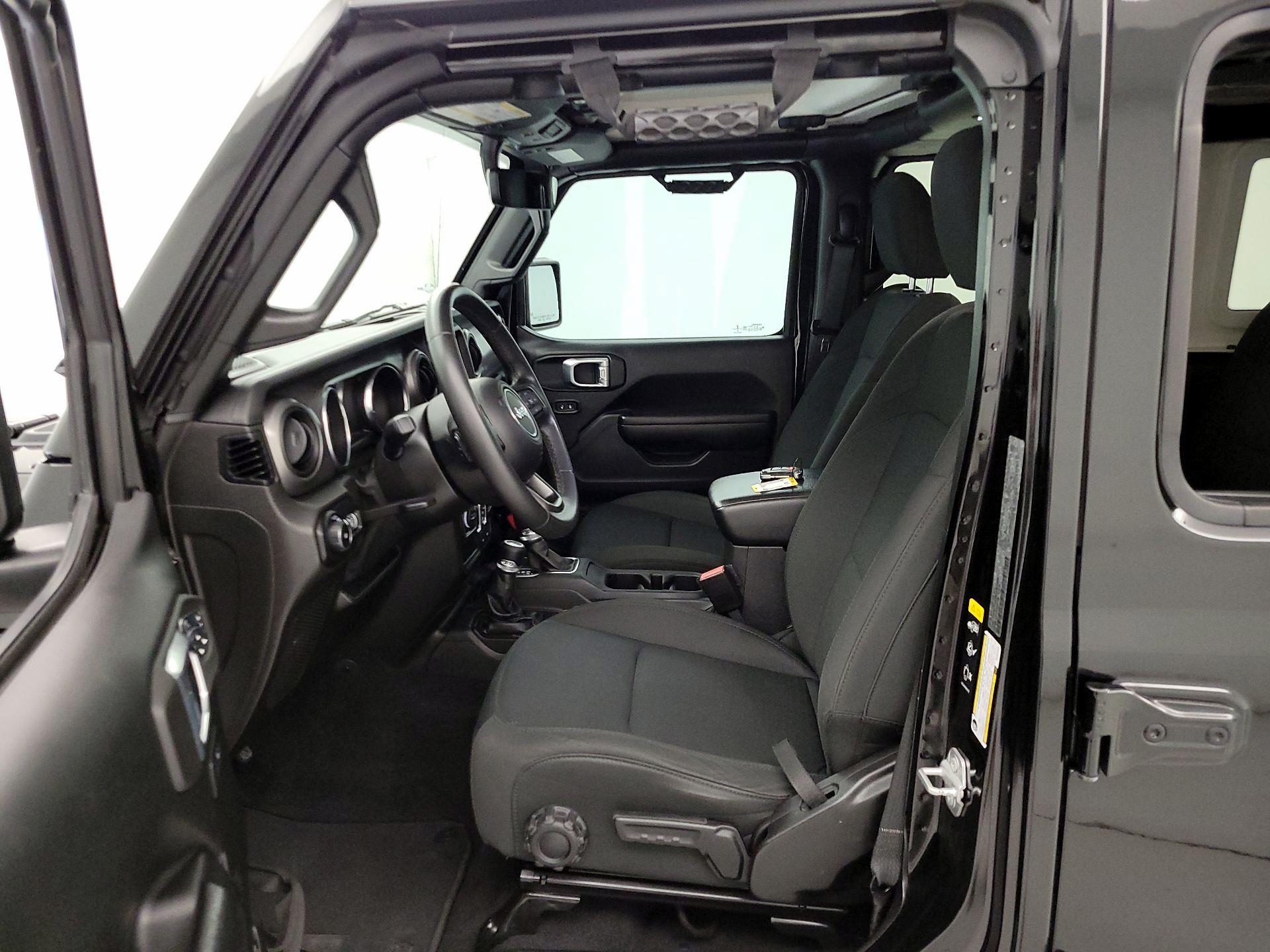 Thumbnail: 2021 Jeep Wrangler - 11