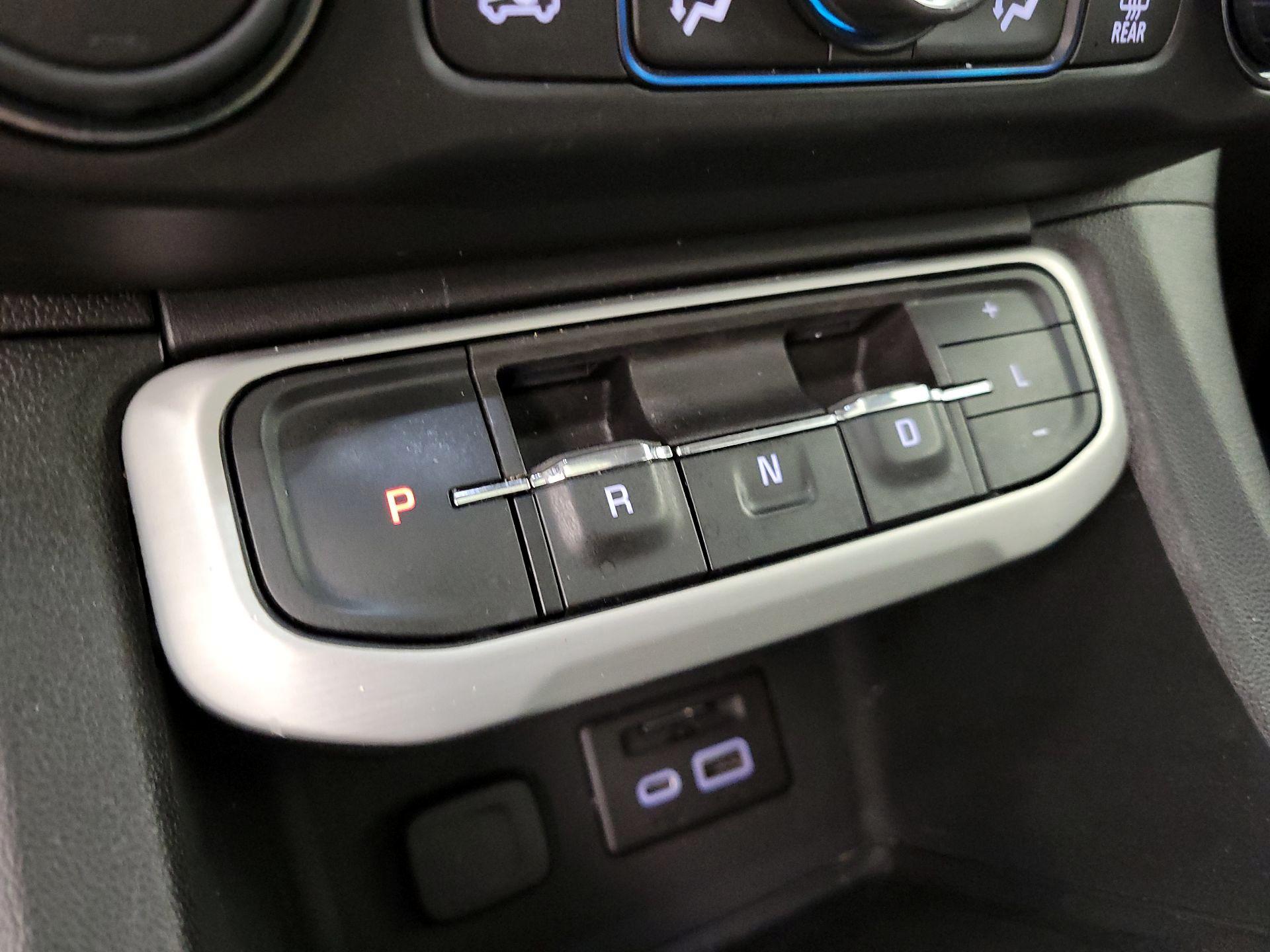 Thumbnail: 2023 GMC Acadia - 18