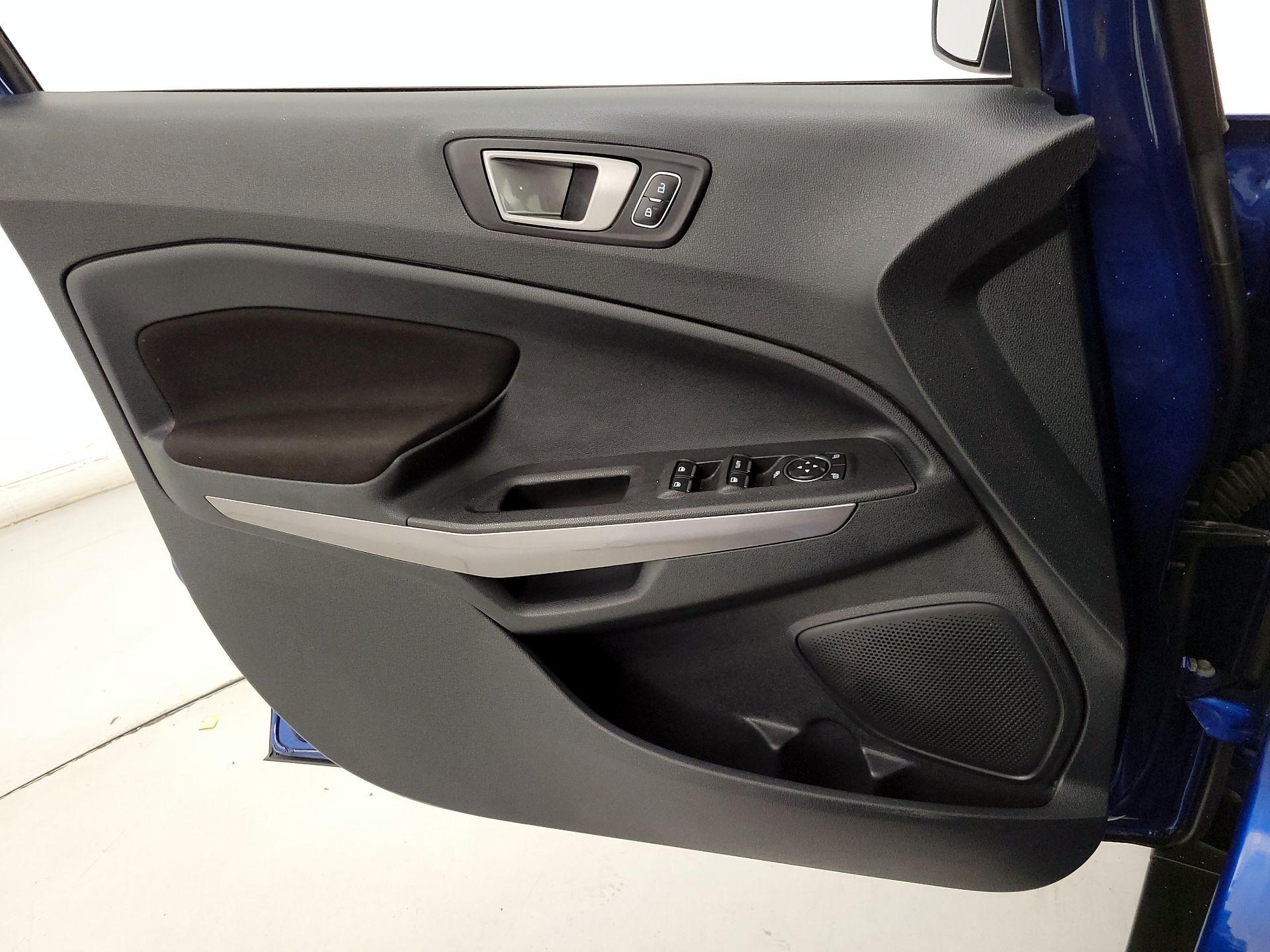 Thumbnail: 2021 Ford EcoSport - 12