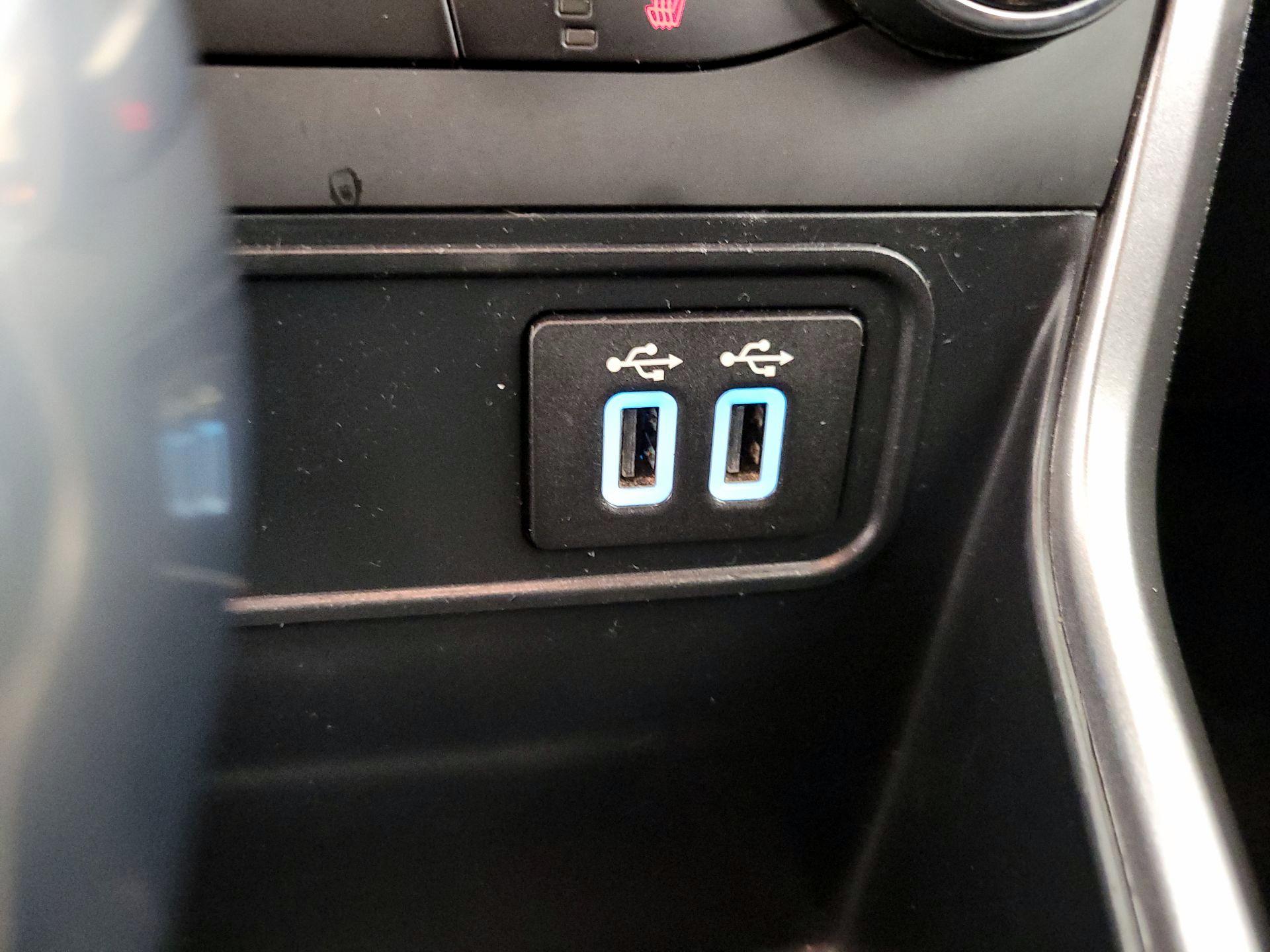 Thumbnail: 2021 Ford EcoSport - 18