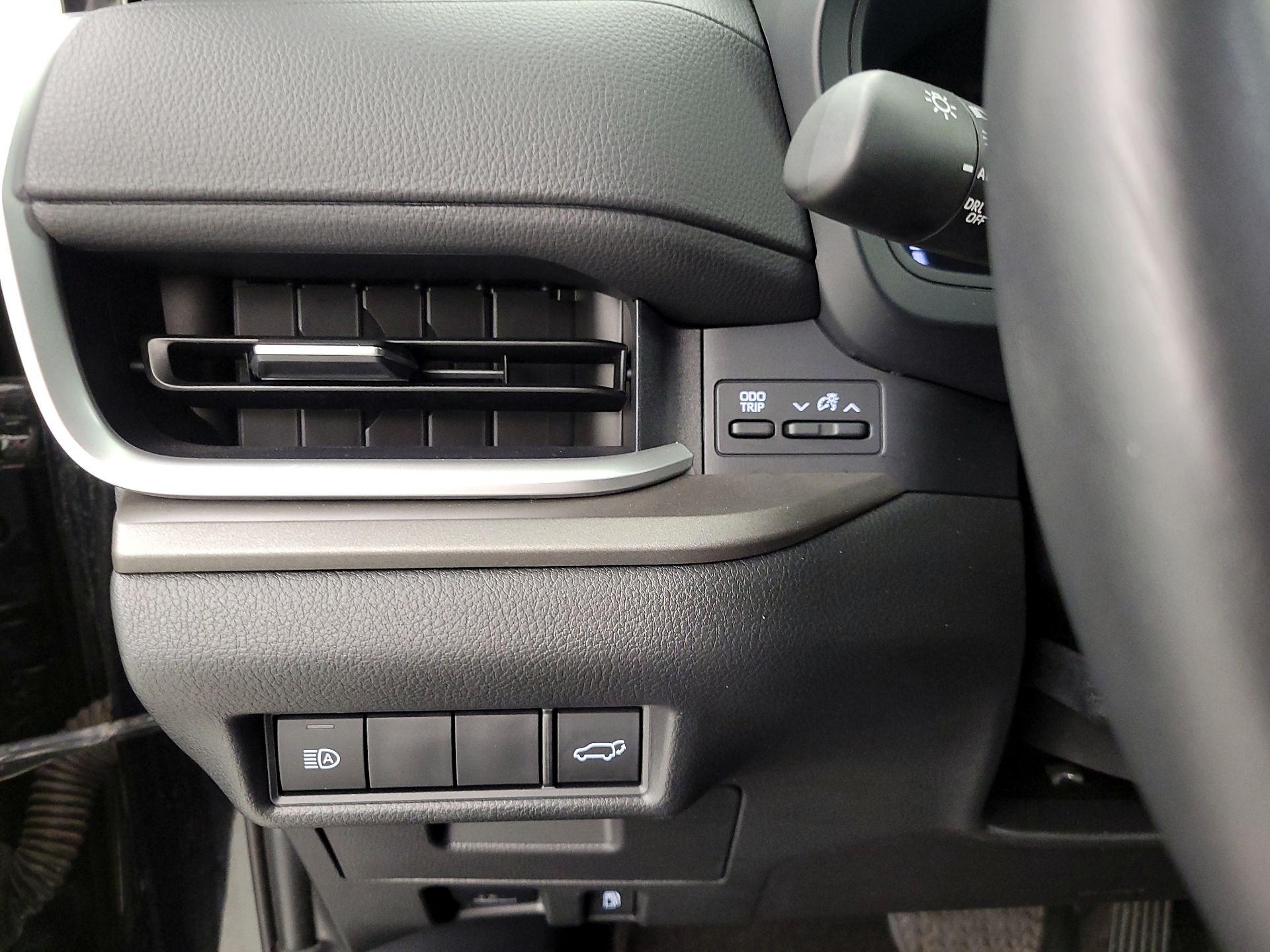 Thumbnail: 2025 Toyota Grand Highlander - 13