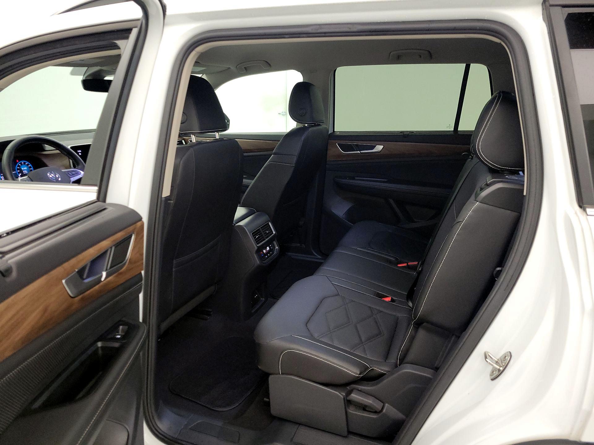 Thumbnail: 2025 Volkswagen Atlas - 19