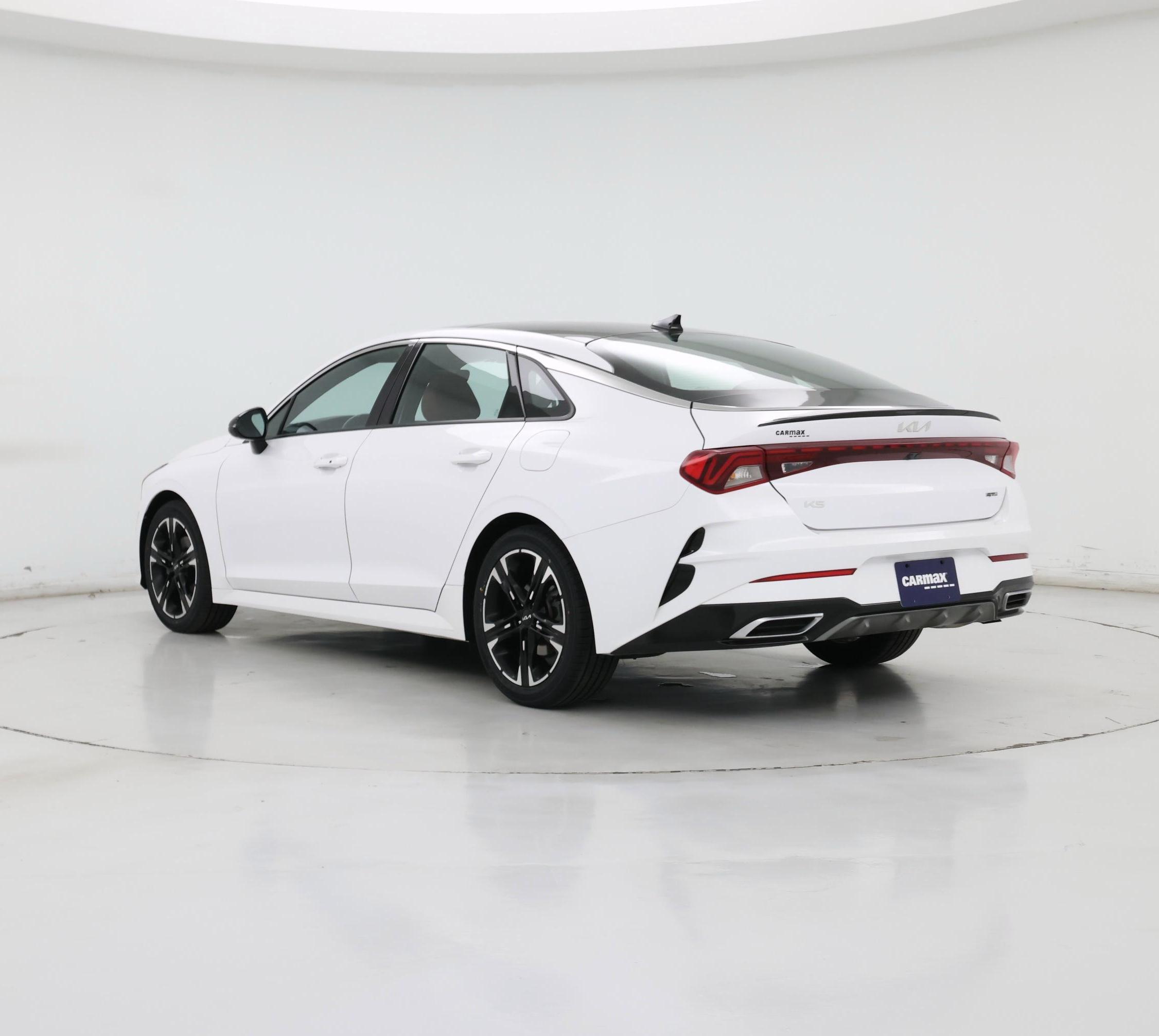 Thumbnail: 2023 Kia K5 - 2