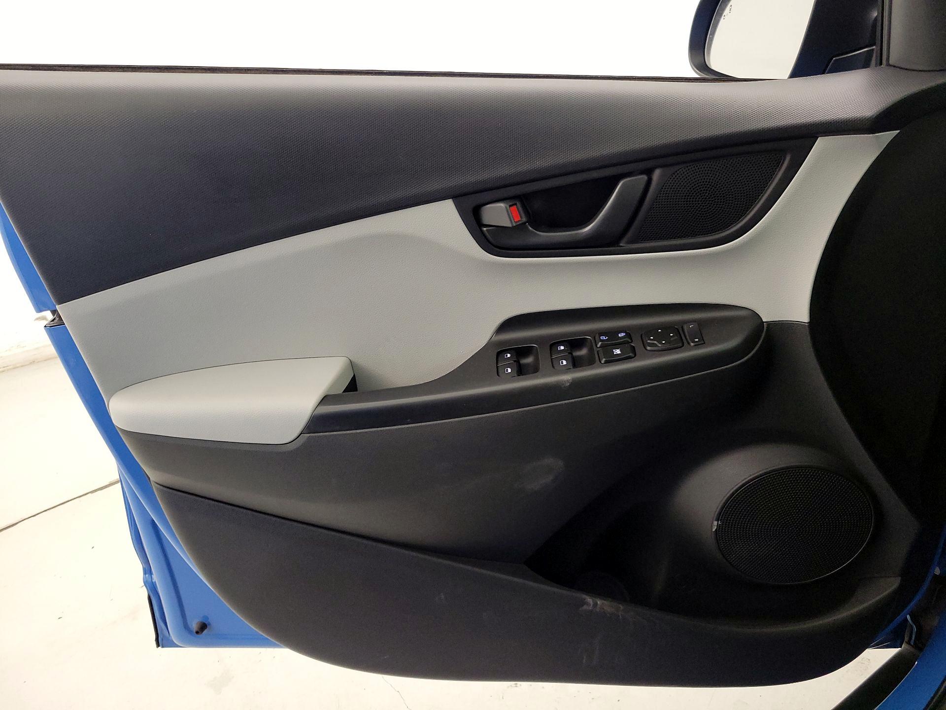 Thumbnail: 2022 Hyundai Kona - 12