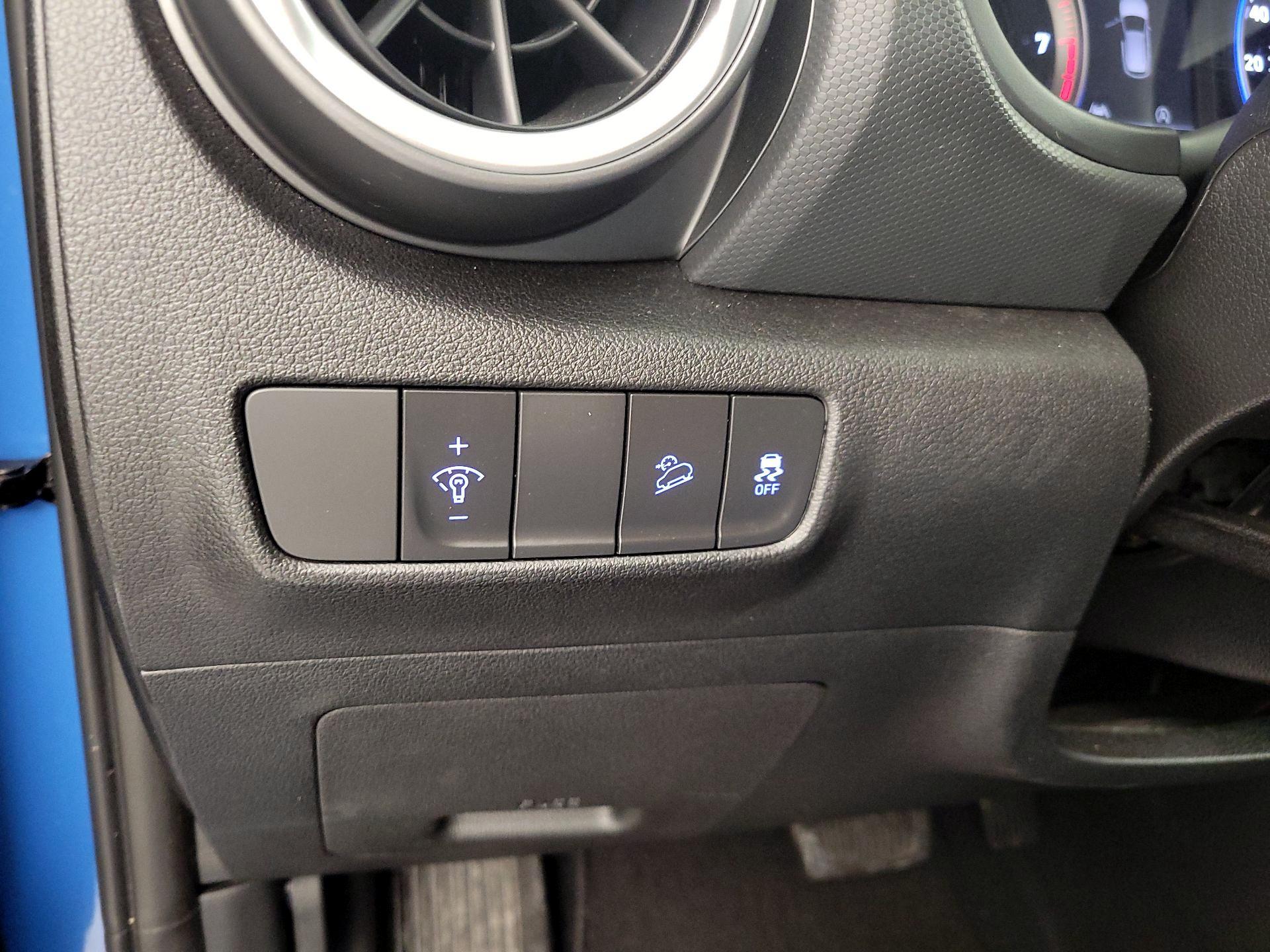 Thumbnail: 2022 Hyundai Kona - 13