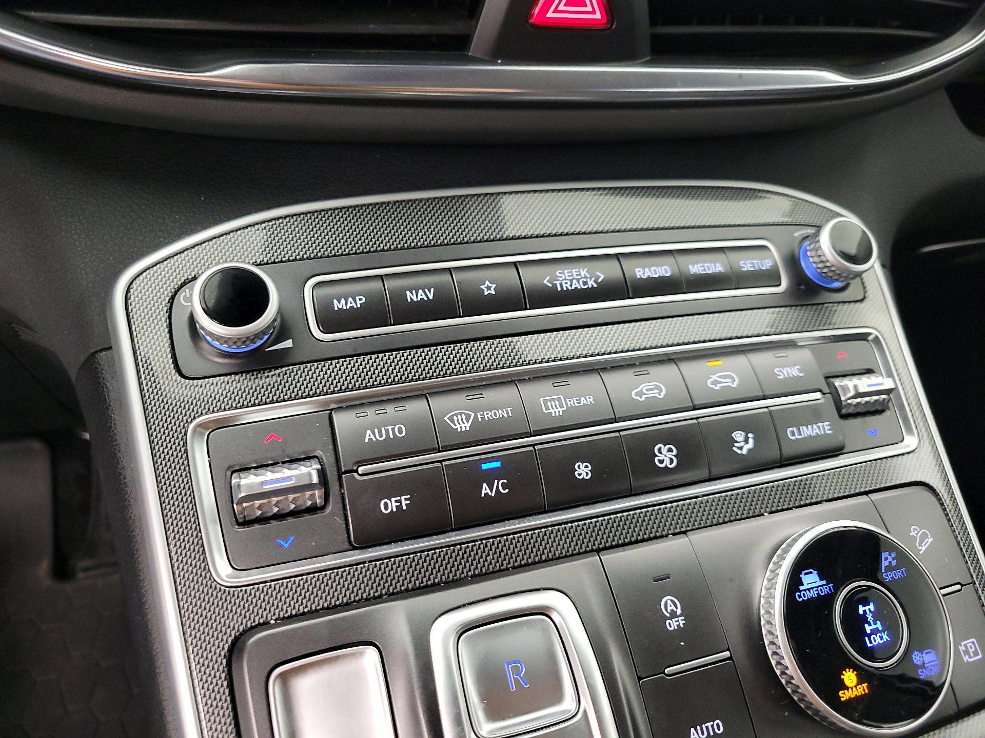 Thumbnail: 2023 Hyundai Santa Fe - 17