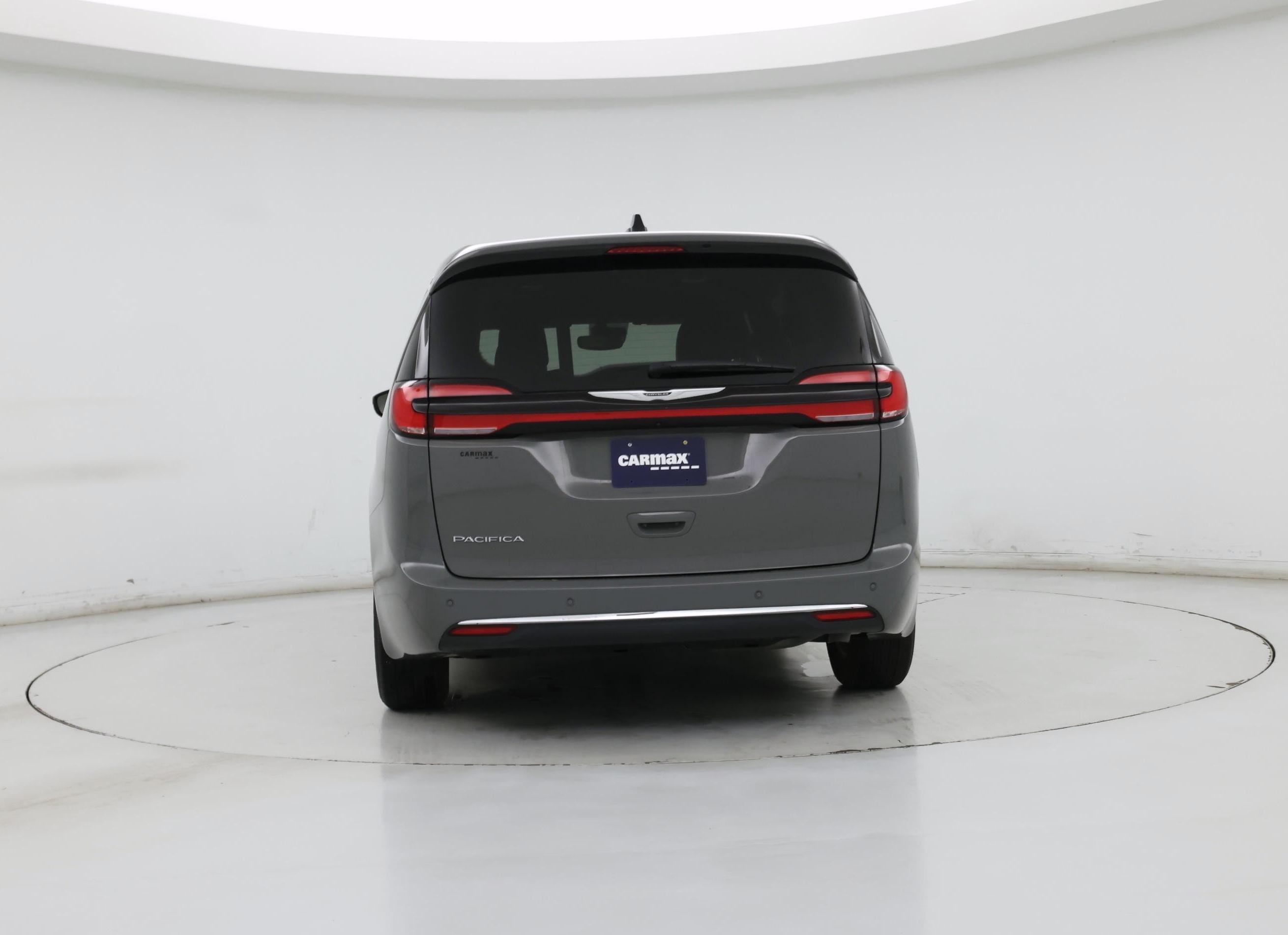 Thumbnail: 2025 Chrysler Pacifica - 6