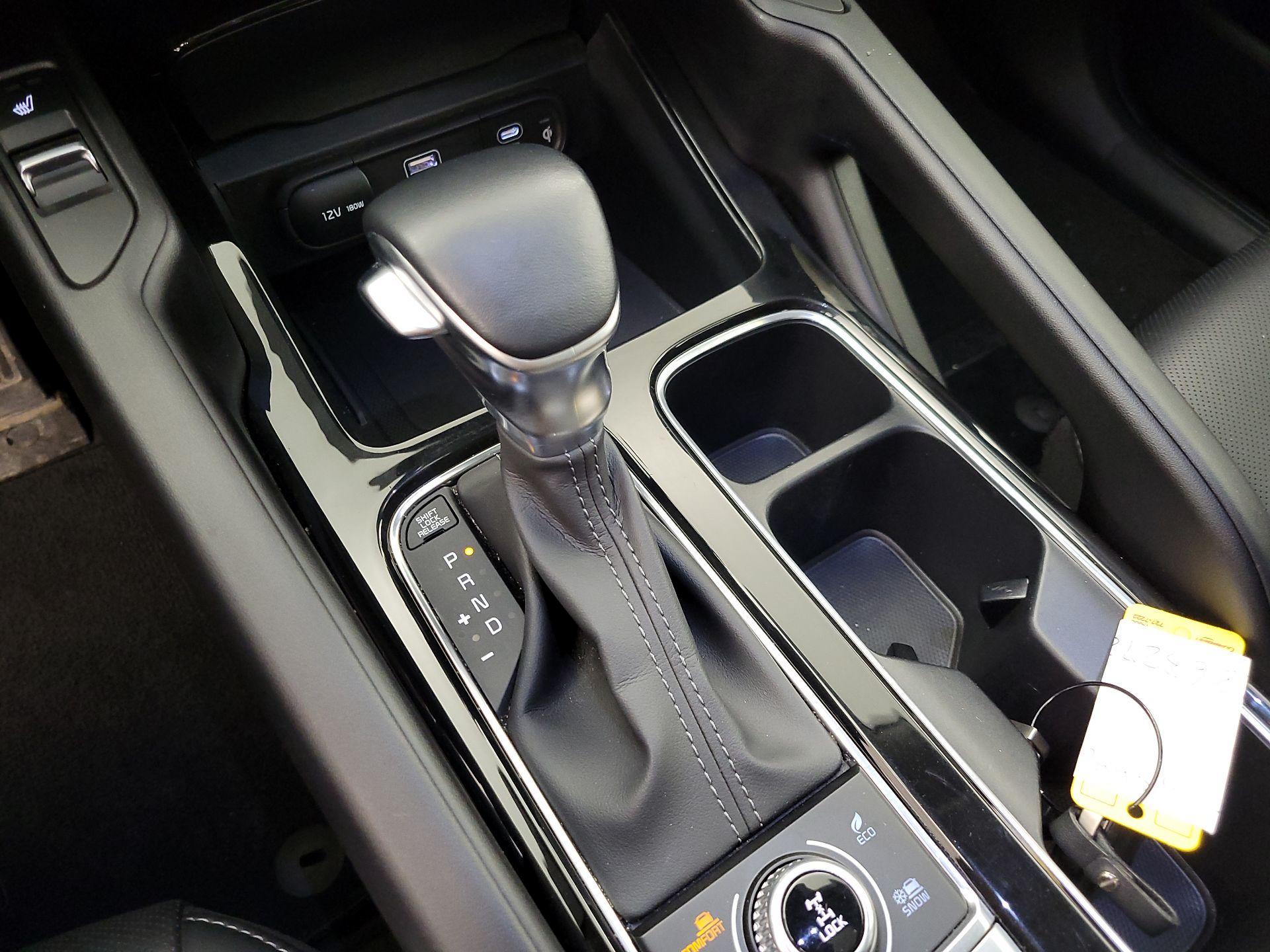 Thumbnail: 2025 Kia Telluride - 18