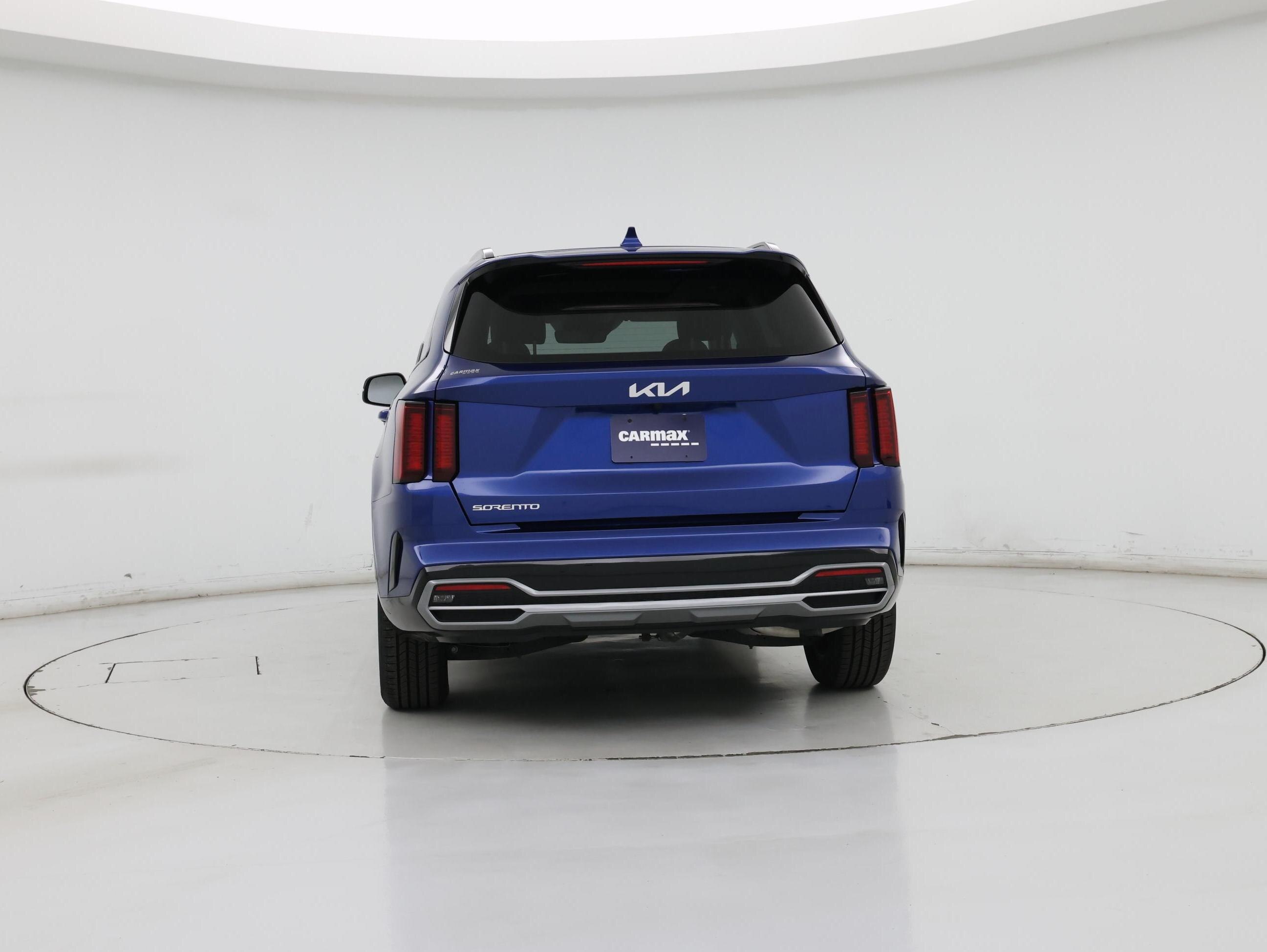 Thumbnail: 2023 Kia Sorento - 6