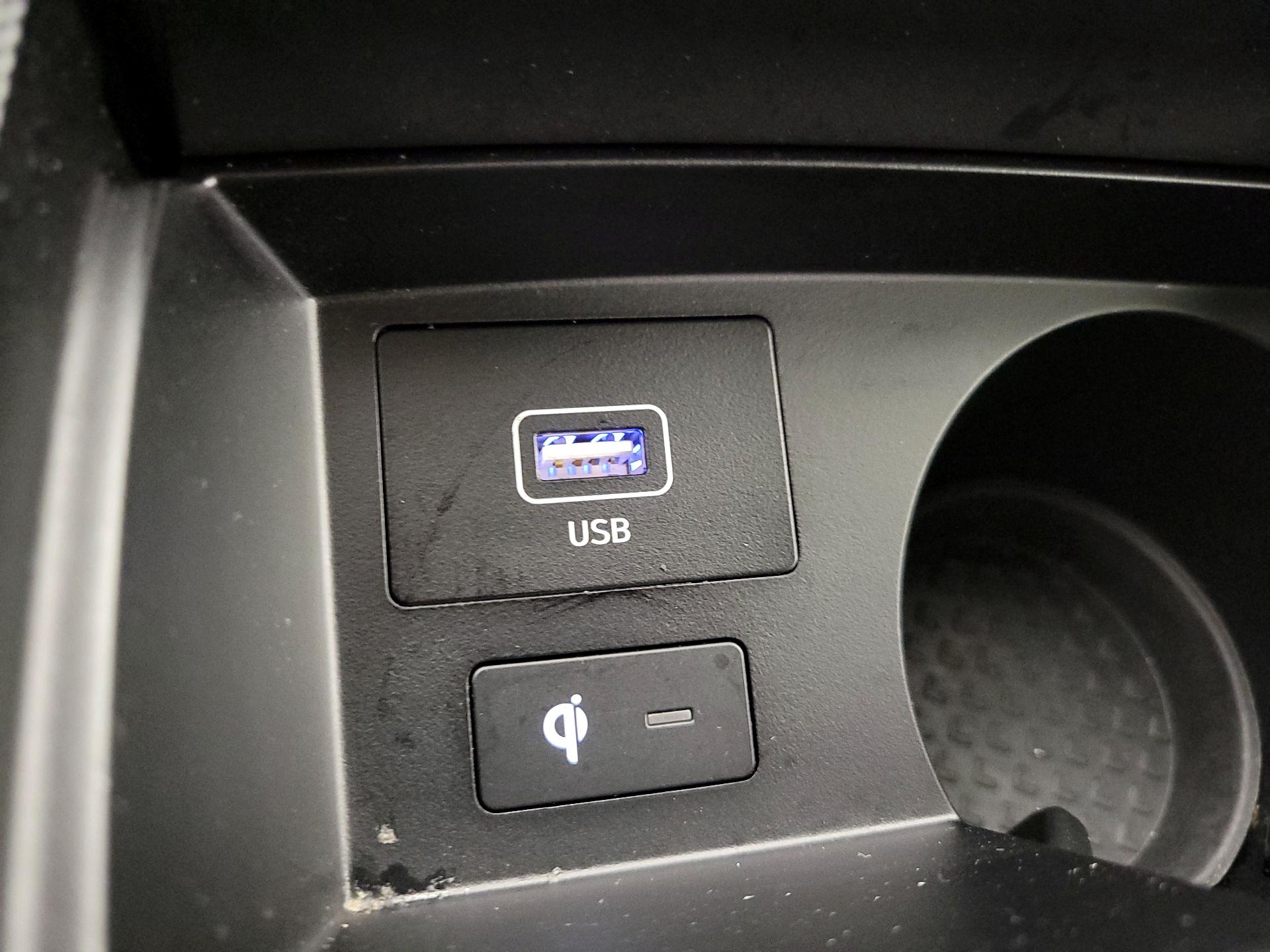 Thumbnail: 2023 Hyundai Santa Fe - 19