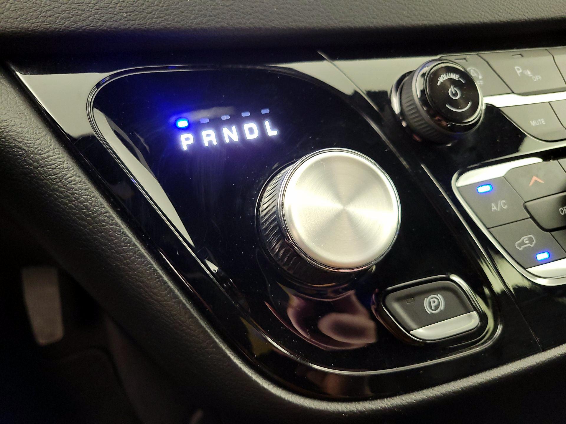 Thumbnail: 2025 Chrysler Pacifica - 17