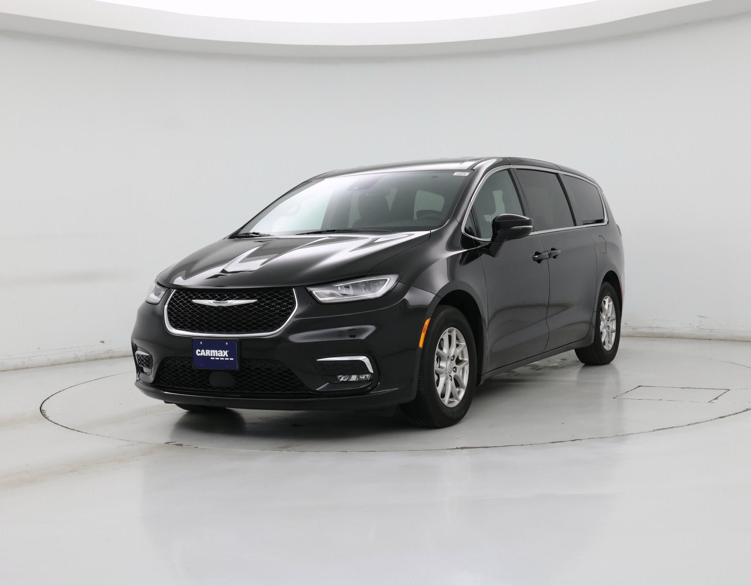 Thumbnail: 2025 Chrysler Pacifica - 4