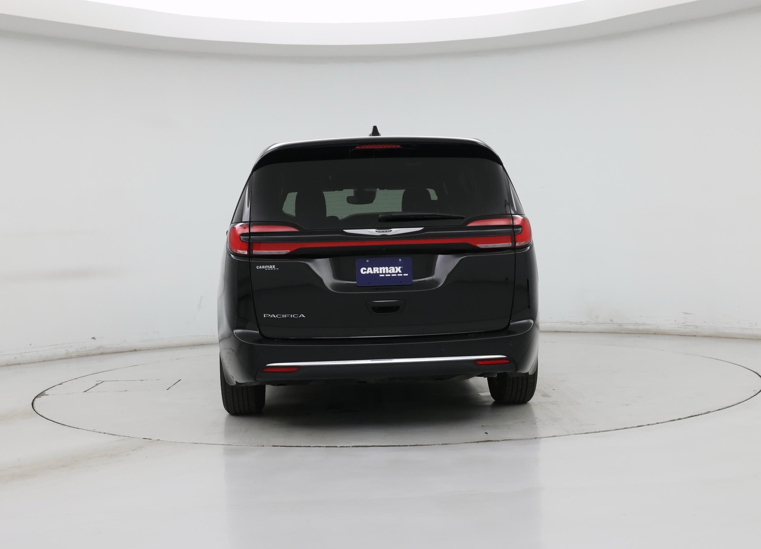 Thumbnail: 2025 Chrysler Pacifica - 6