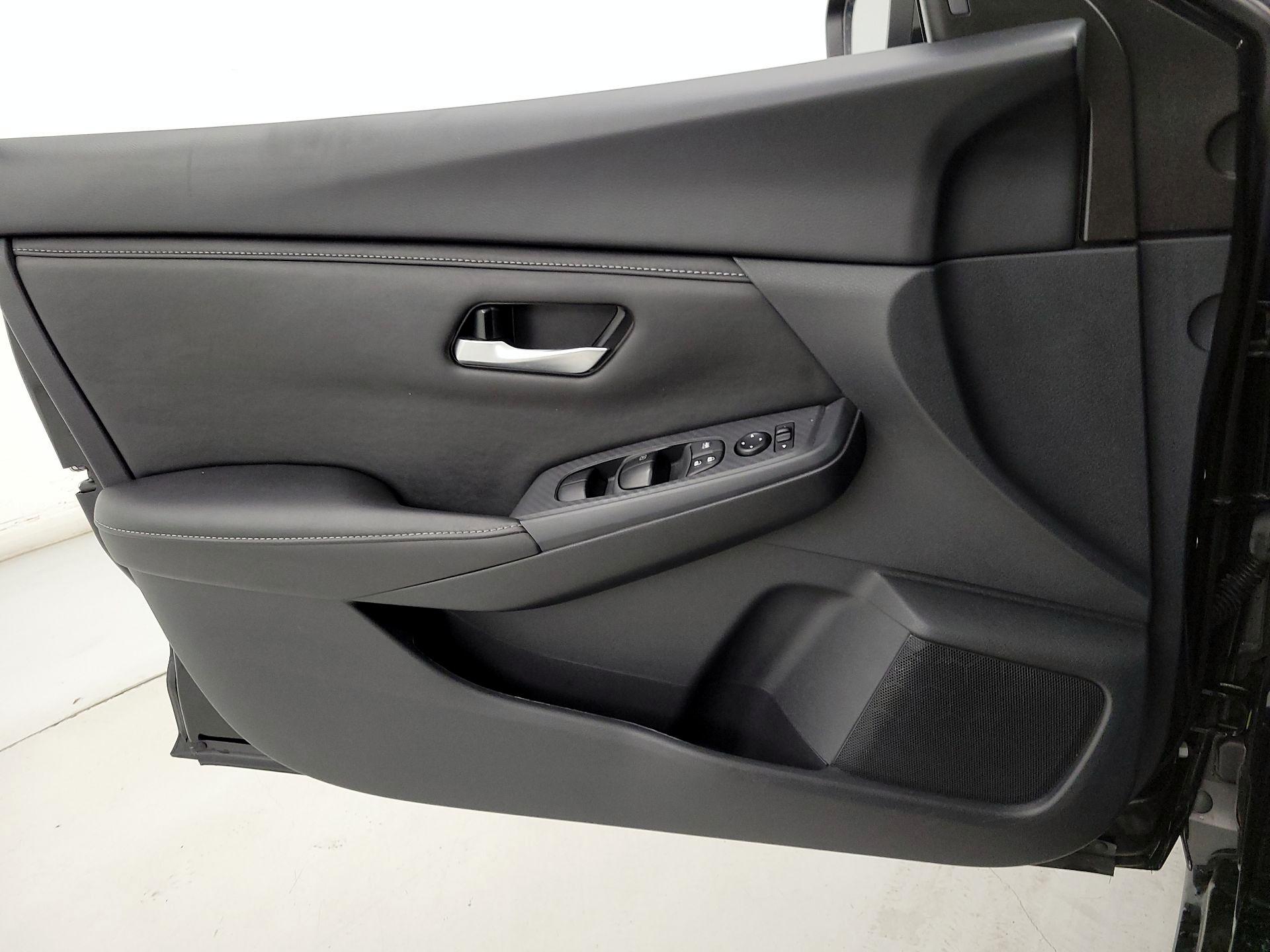 Thumbnail: 2024 Nissan Sentra - 12