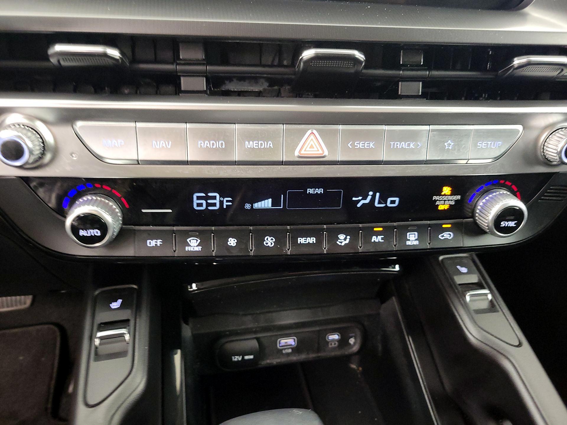 Thumbnail: 2025 Kia Telluride - 16