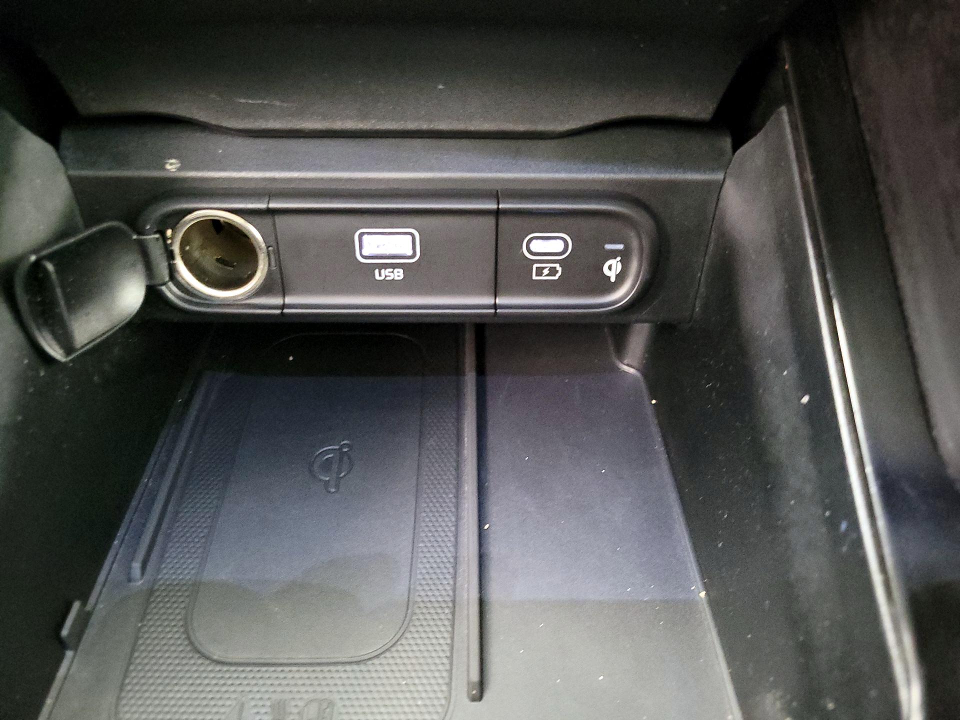 Thumbnail: 2025 Kia Telluride - 19