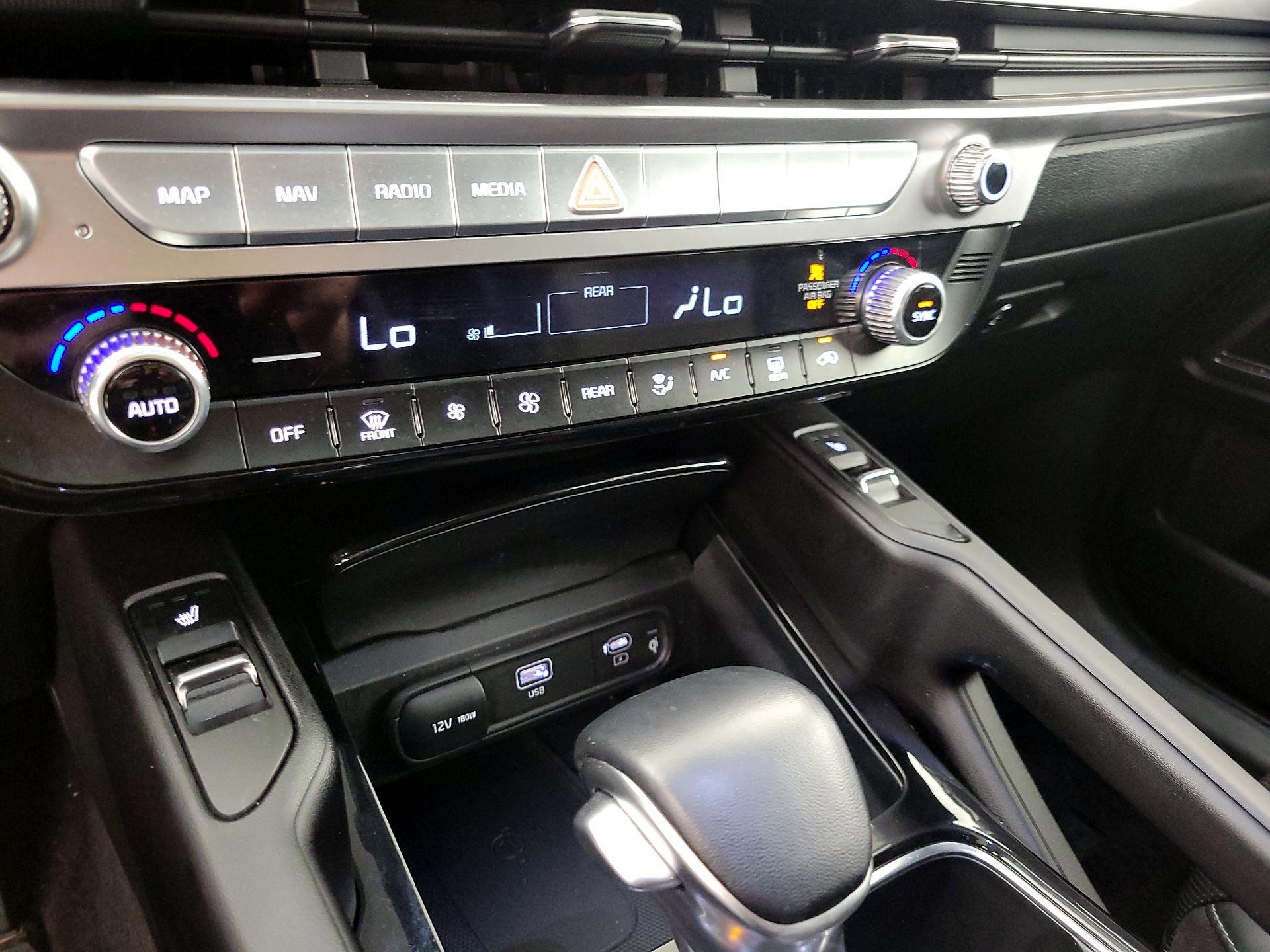 Thumbnail: 2025 Kia Telluride - 17