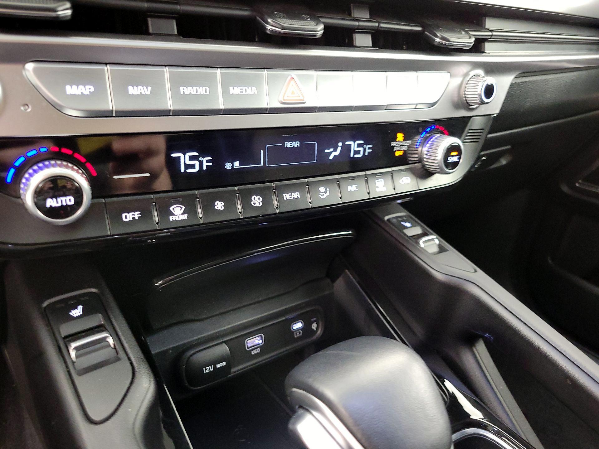 Thumbnail: 2025 Kia Telluride - 17