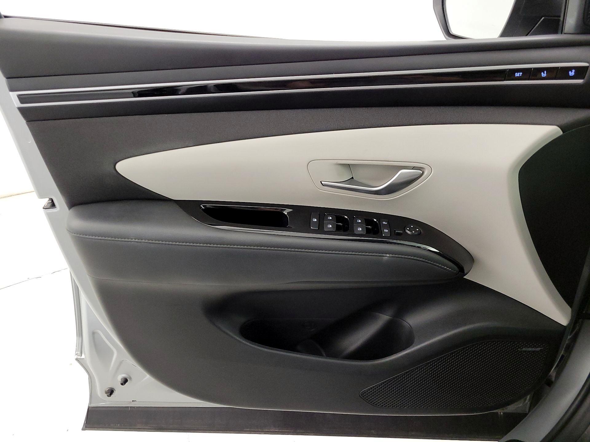 Thumbnail: 2023 Hyundai Tucson - 12