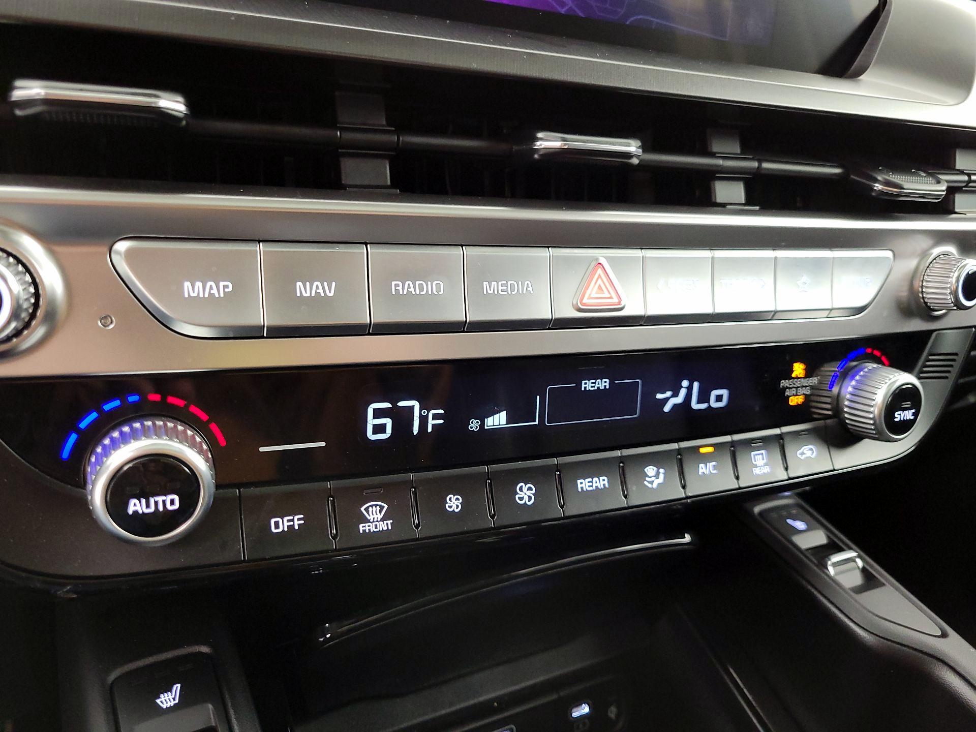 Thumbnail: 2025 Kia Telluride - 17