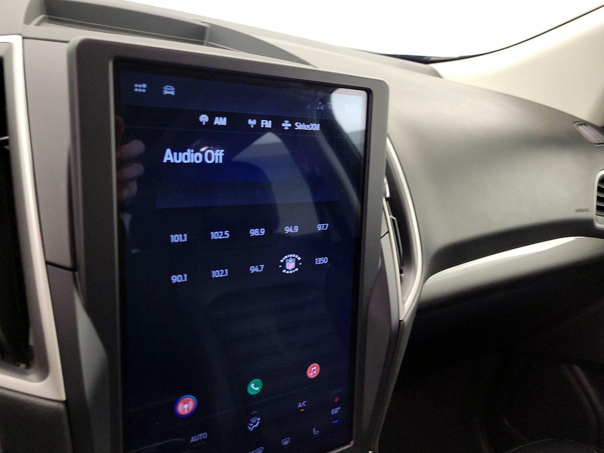 Thumbnail: 2023 Ford Edge - 15