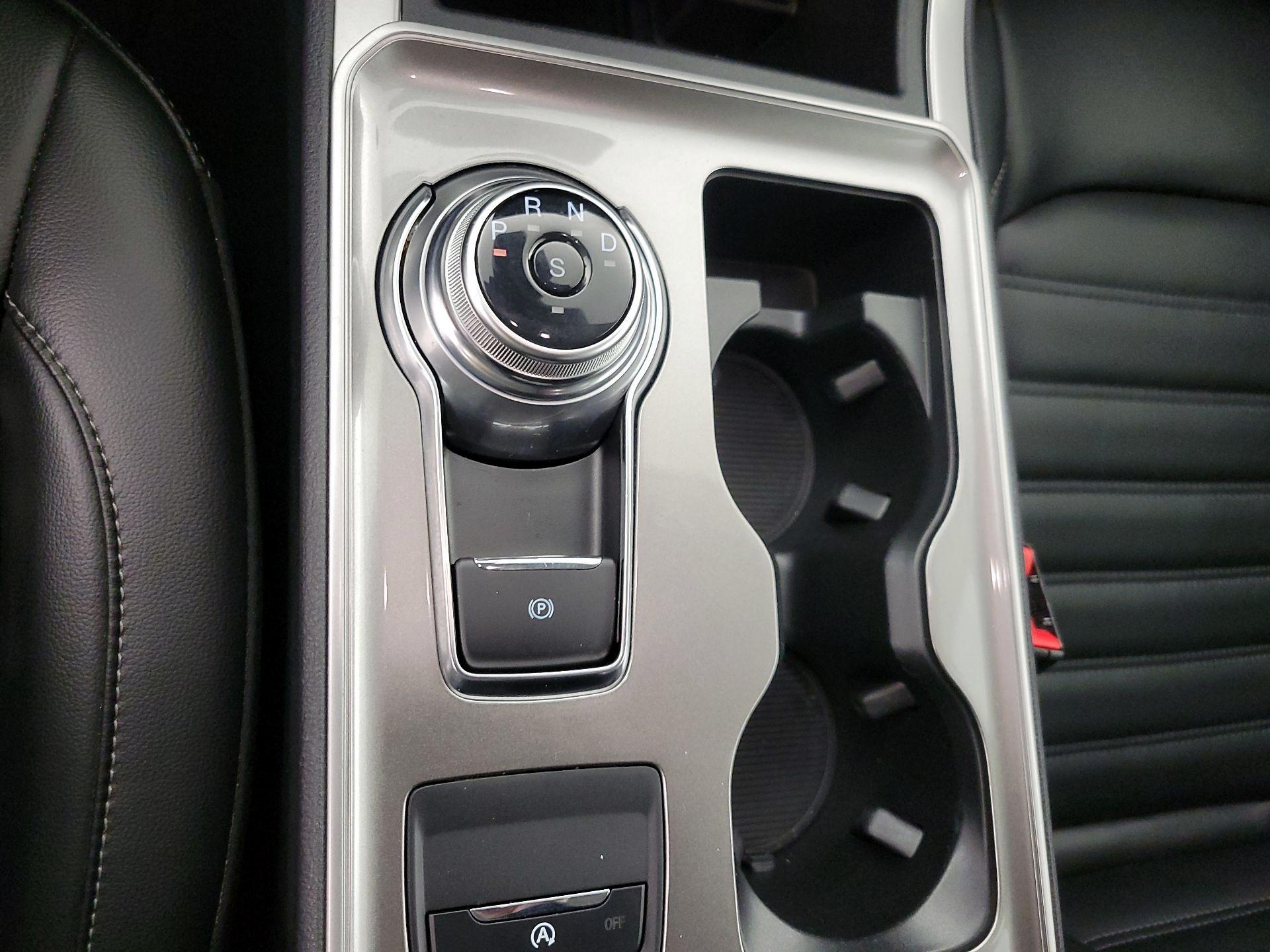 Thumbnail: 2023 Ford Edge - 17
