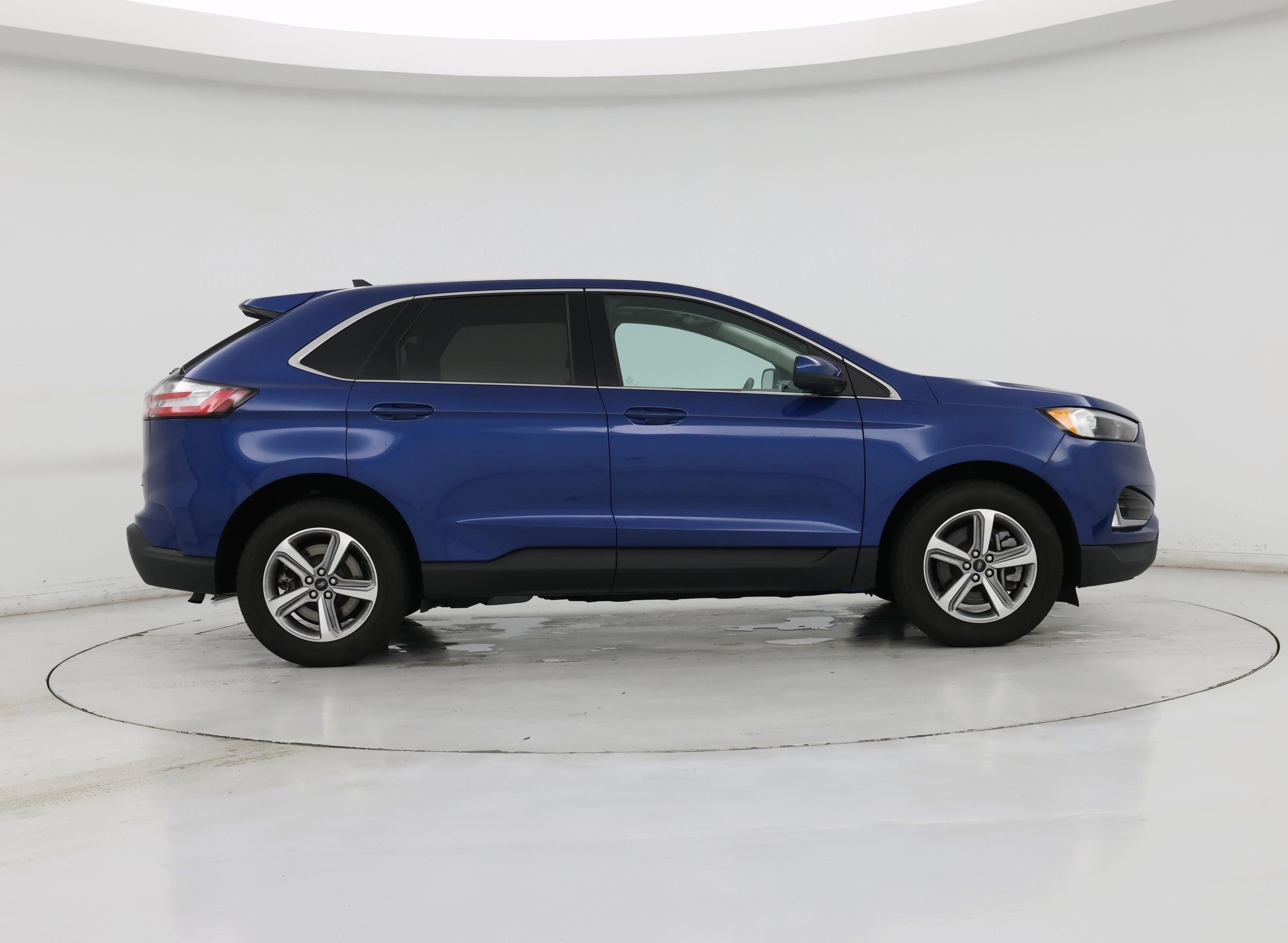 Thumbnail: 2023 Ford Edge - 7