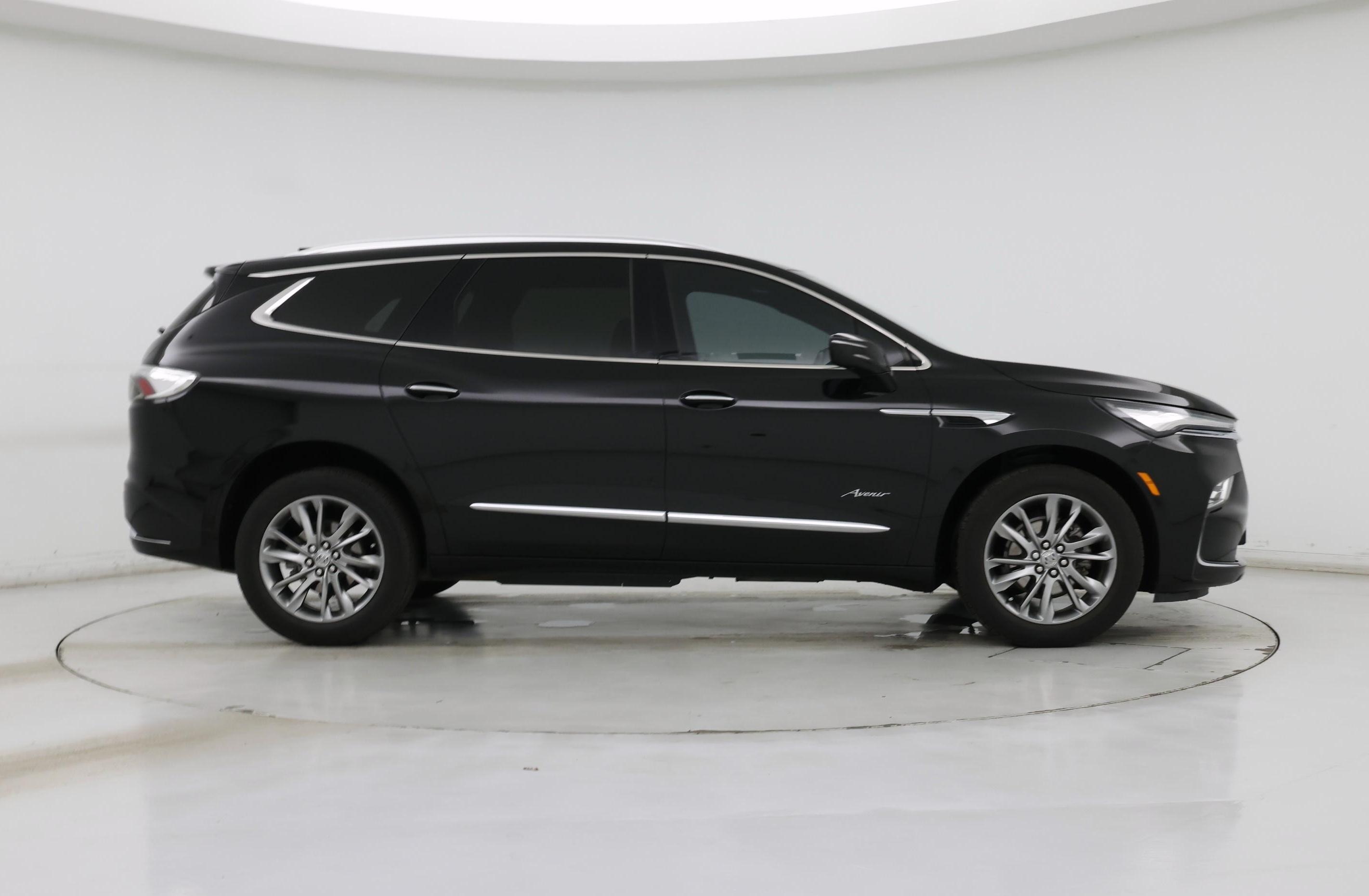 Thumbnail: 2023 Buick Enclave - 7