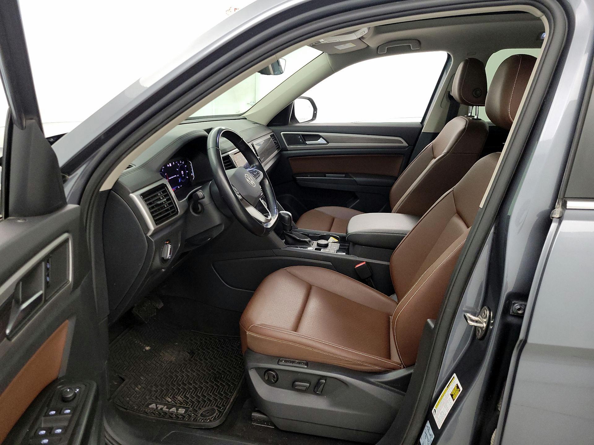 Thumbnail: 2021 Volkswagen Atlas - 11