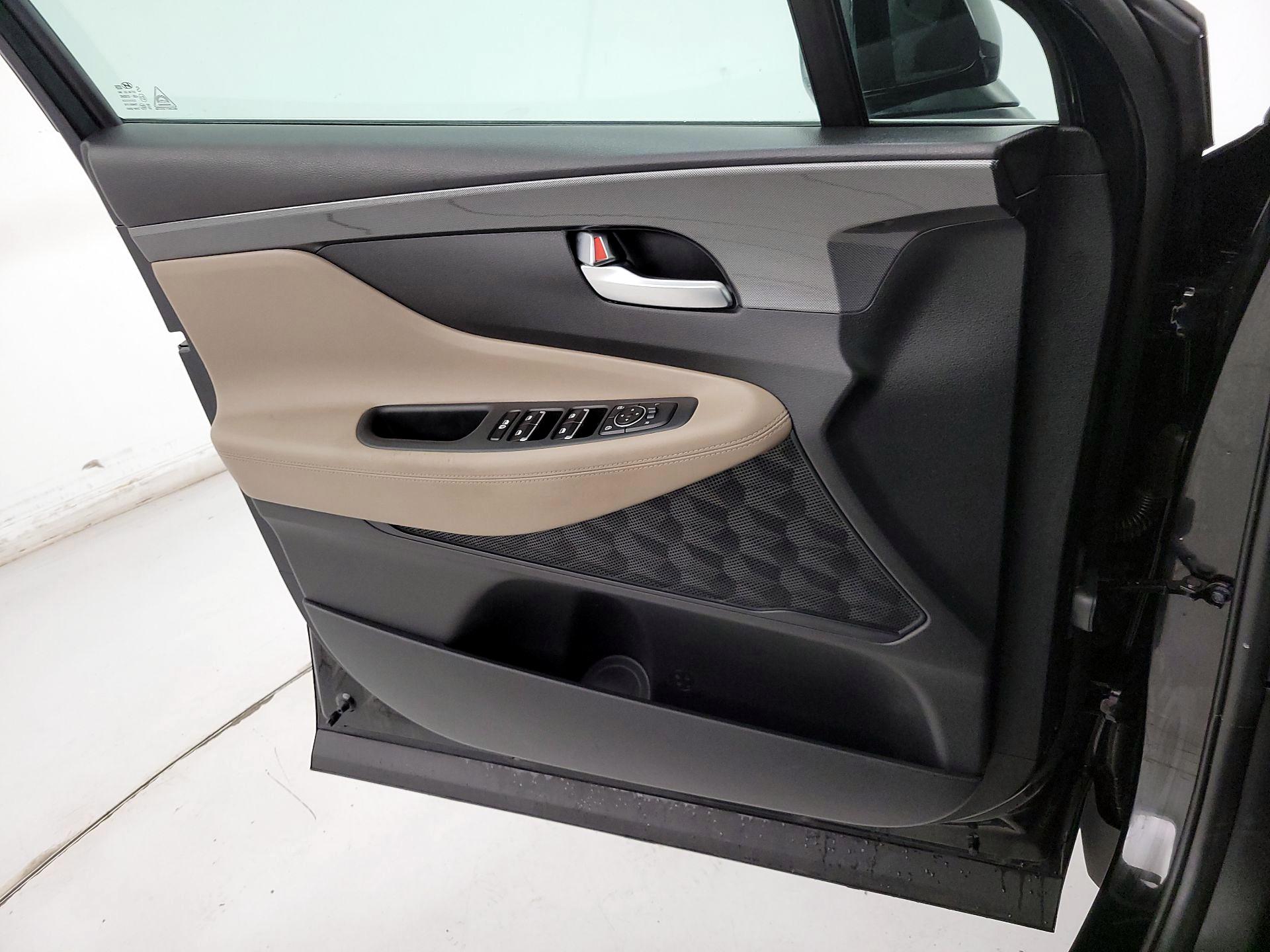 Thumbnail: 2023 Hyundai Santa Fe - 12