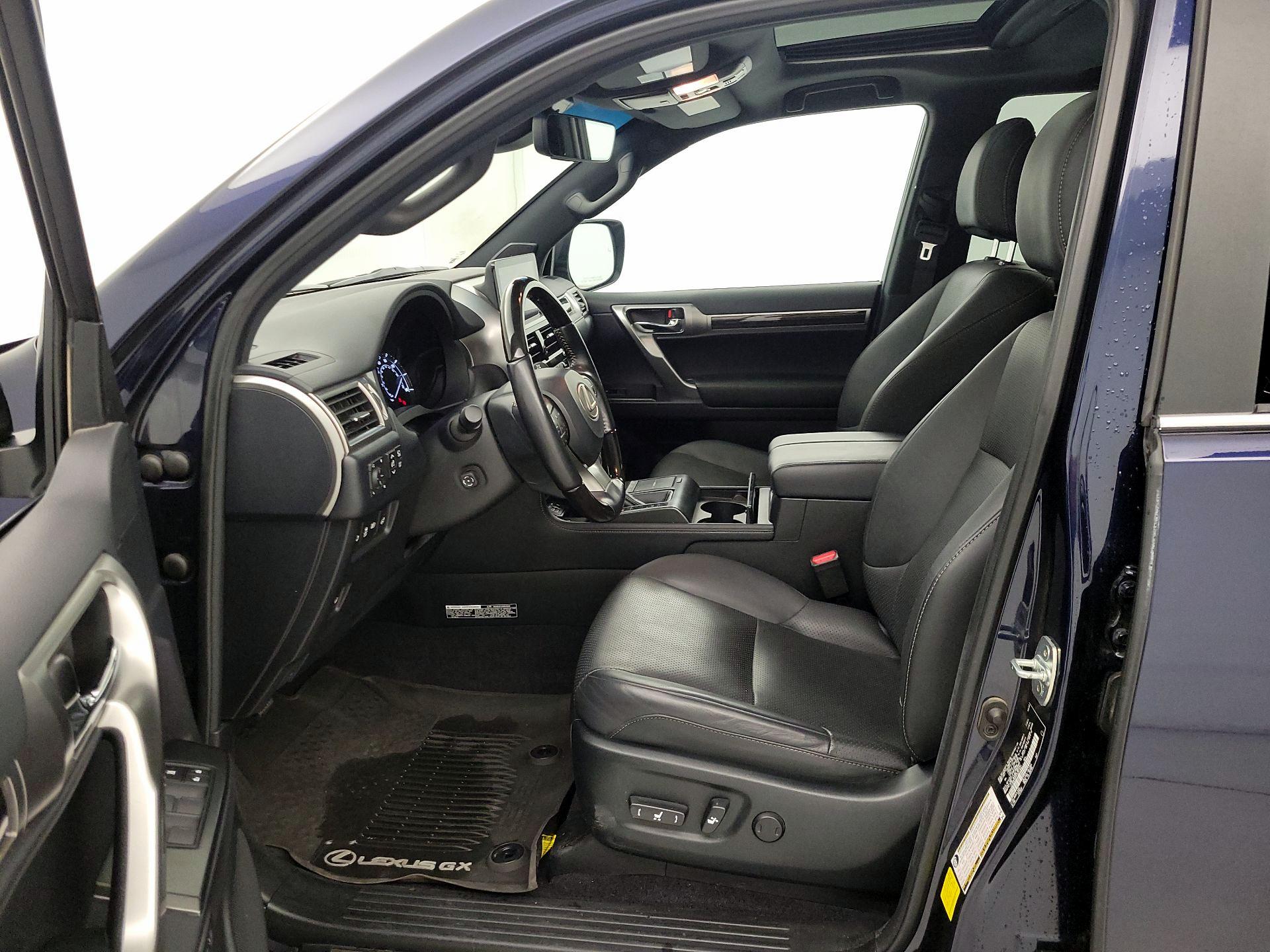 Thumbnail: 2023 Lexus GX - 11