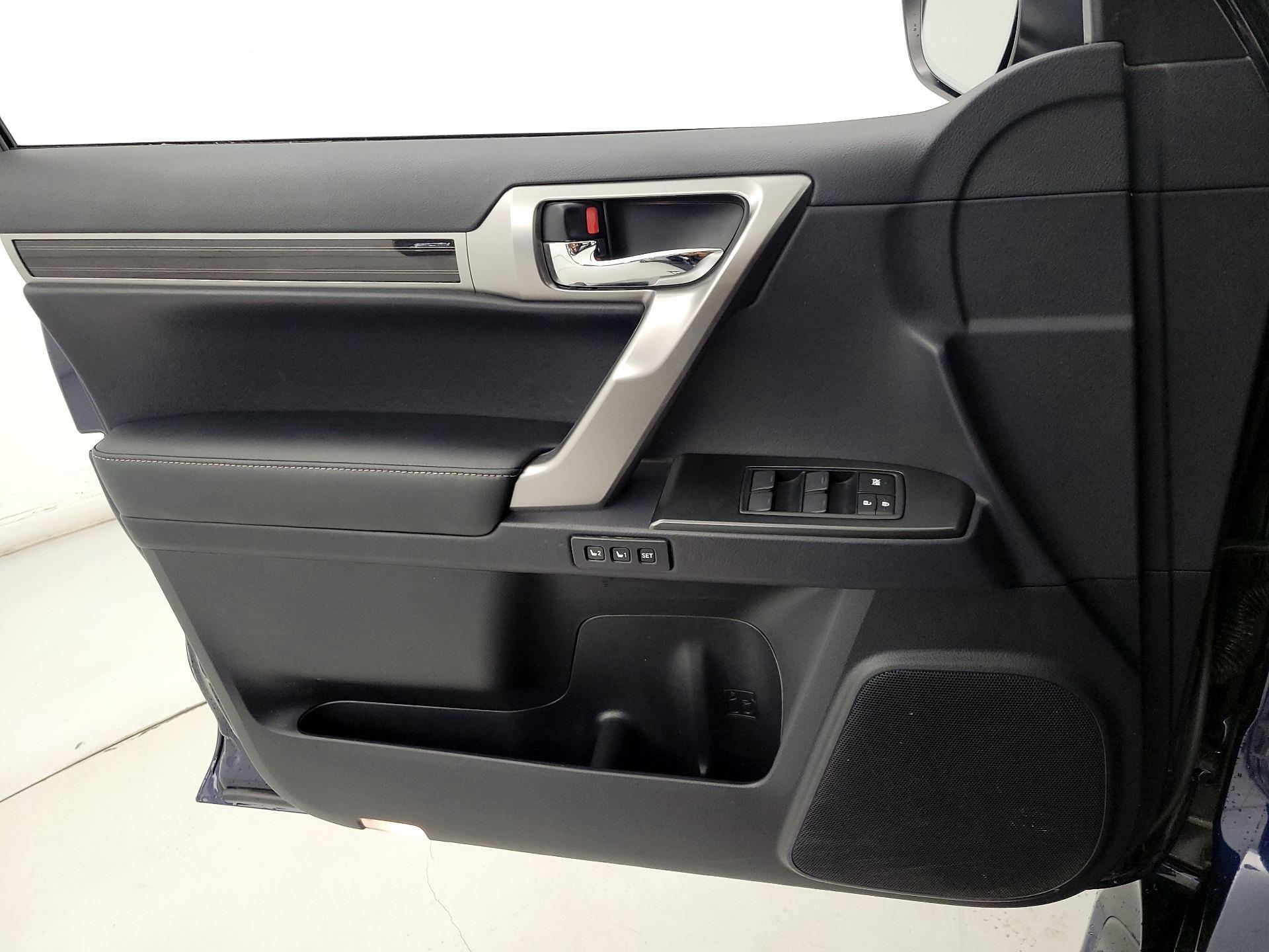 Thumbnail: 2023 Lexus GX - 12