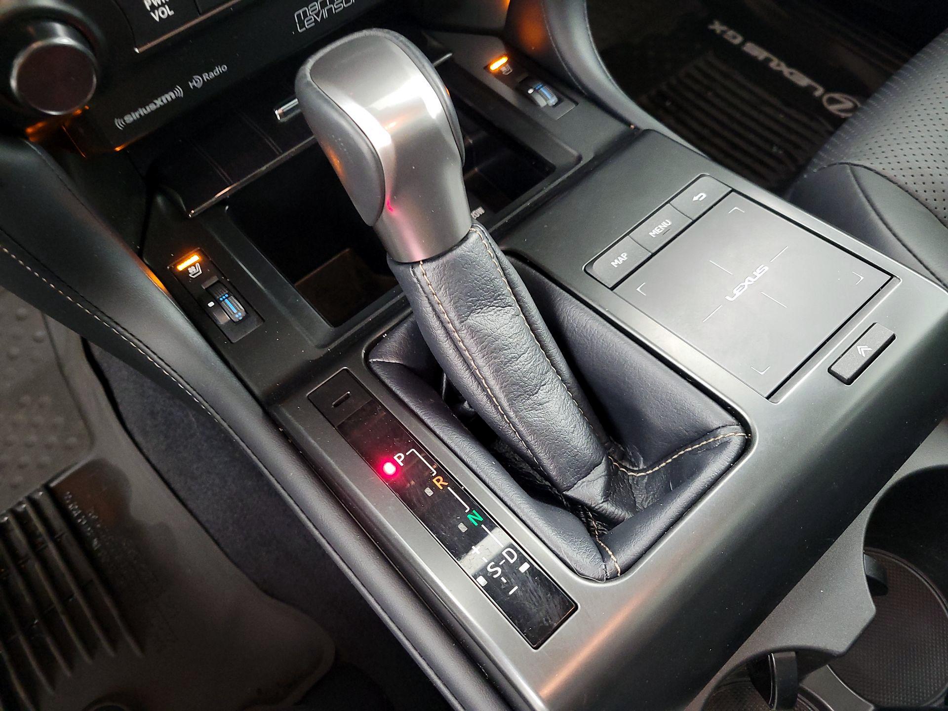 Thumbnail: 2023 Lexus GX - 18