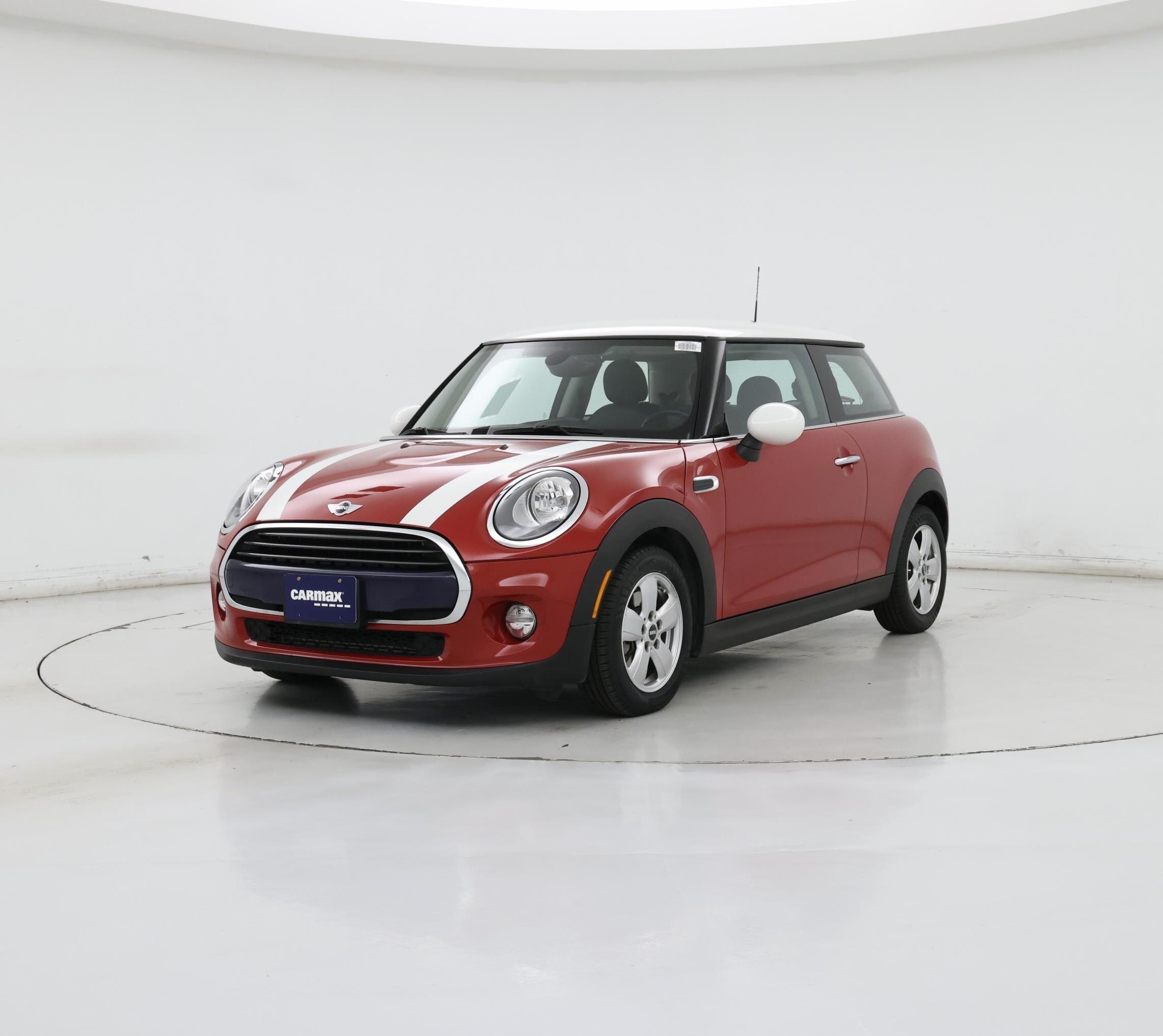 Thumbnail: 2016 MINI Cooper Hardtop - 4