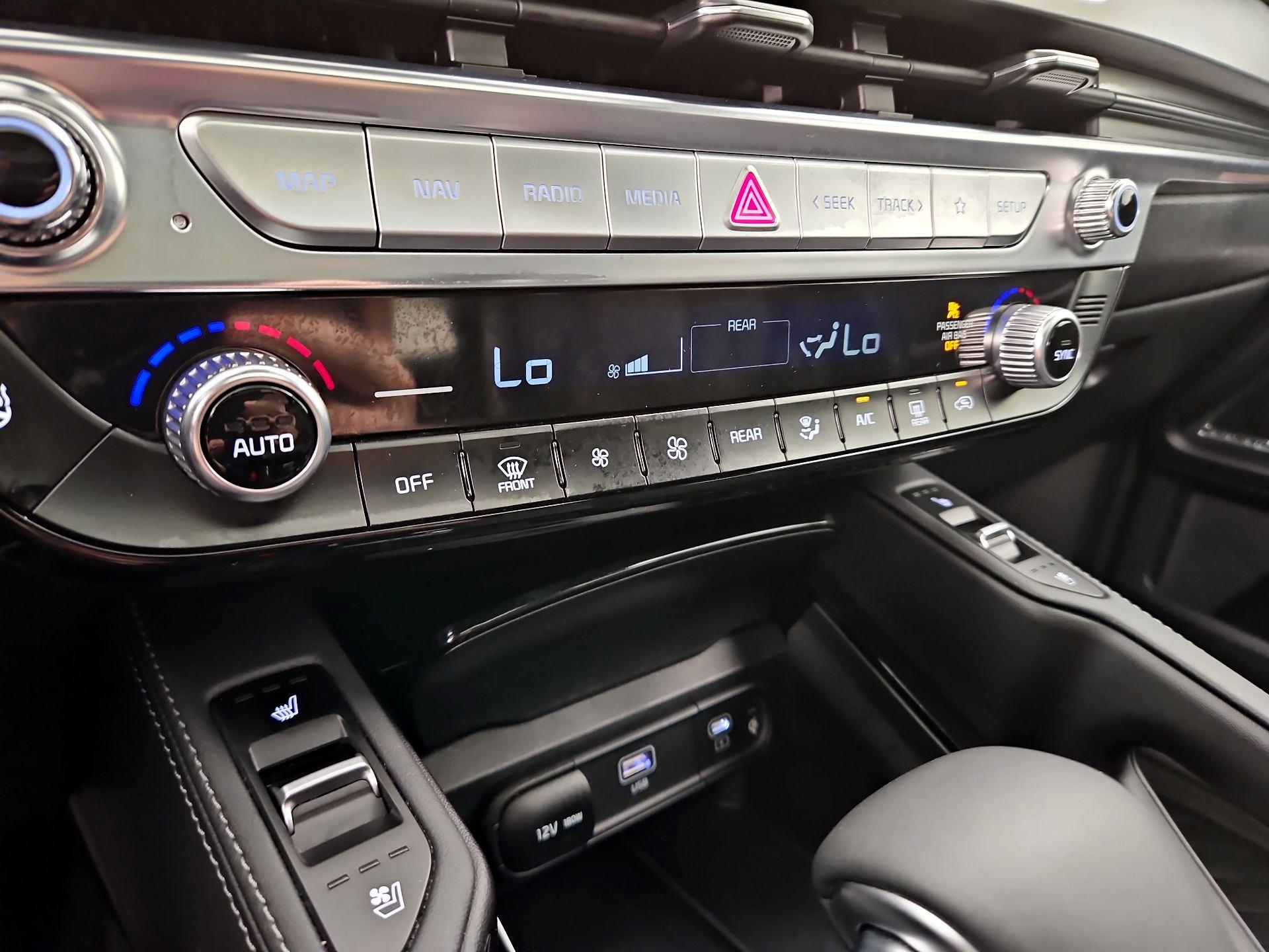 Thumbnail: 2024 Kia Telluride - 17