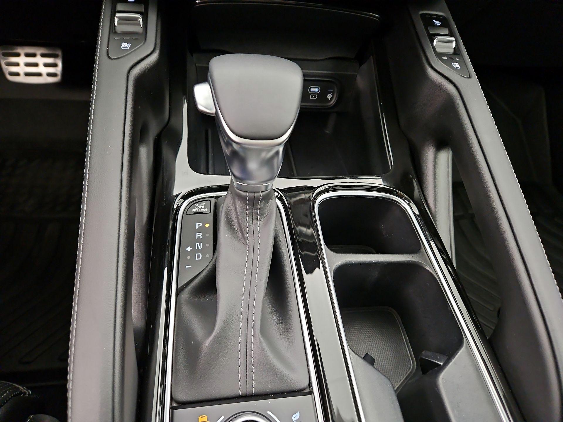 Thumbnail: 2024 Kia Telluride - 18